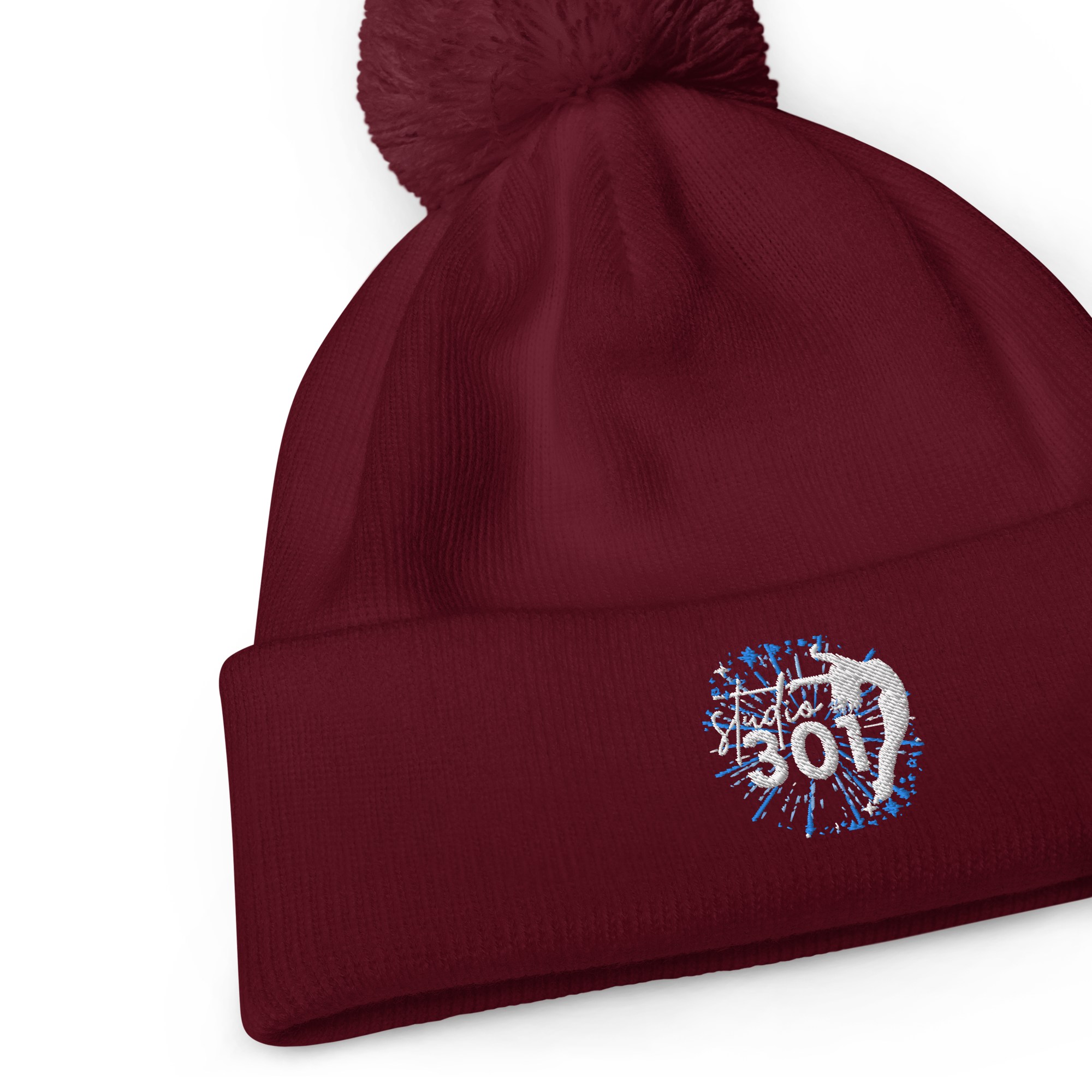 pom-pom-beanie-burgundy-product-details-672c4dc1cb83e.png