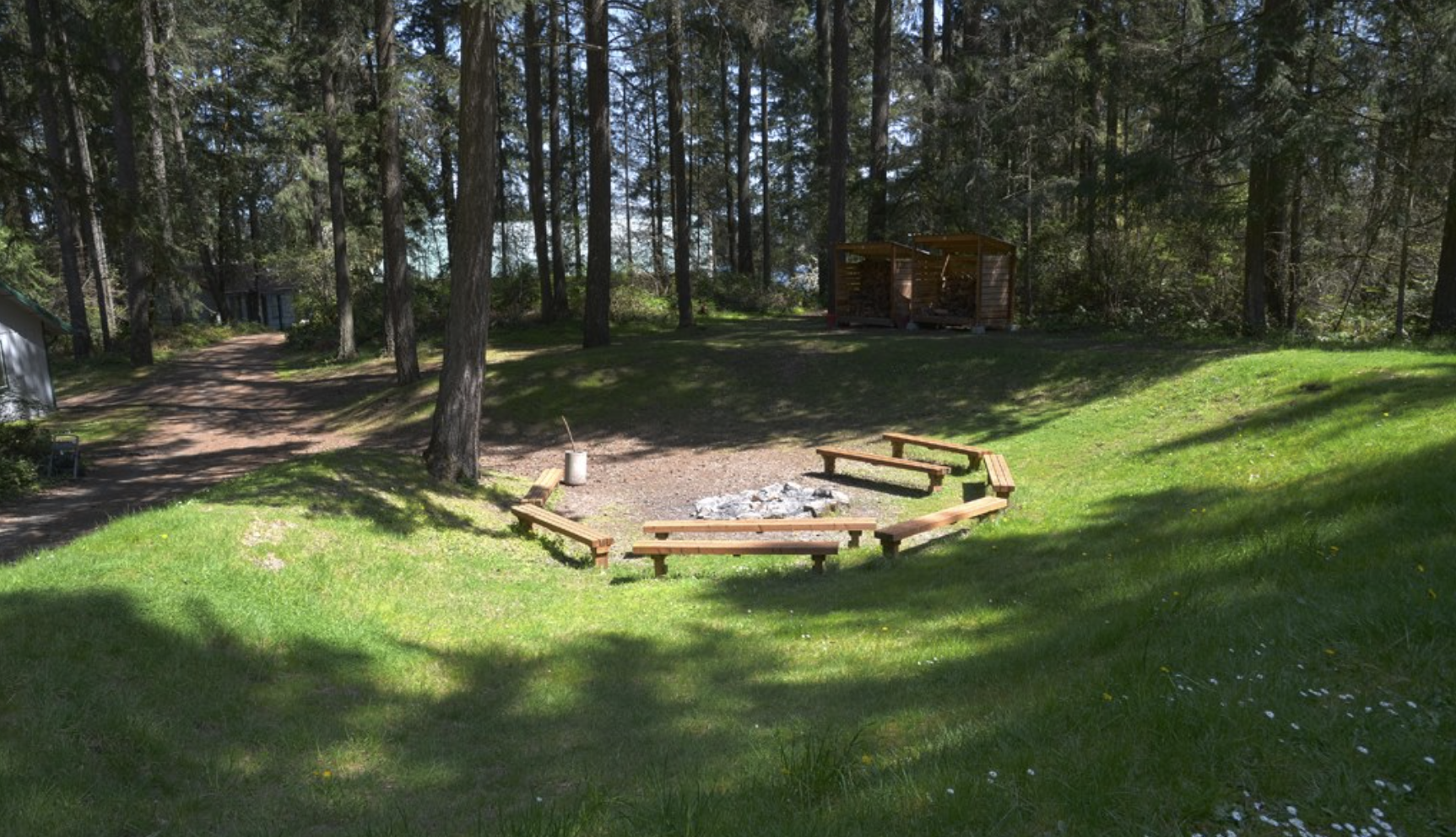 Firepit Sitting Area Far Shot.png
