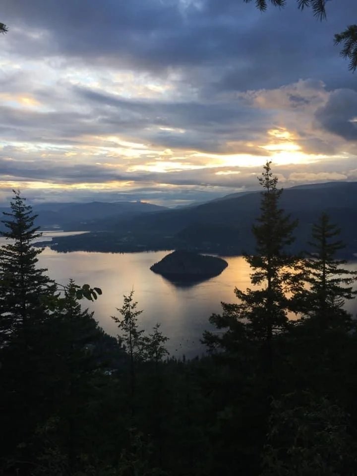 Shuswap Adventure Girl | MacArthur Heights Trail, Blind Bay, B.C.