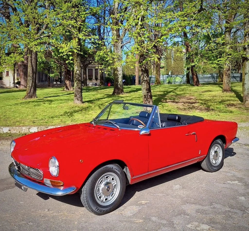 FIAT124SportSpider1973_8.jpeg