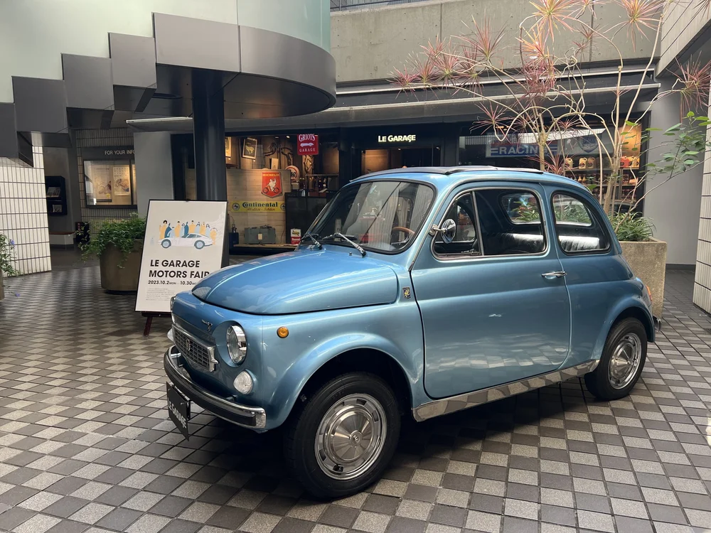 色とデザインで選ぶイタリア車。日本ではあまり見かけない一台を現地