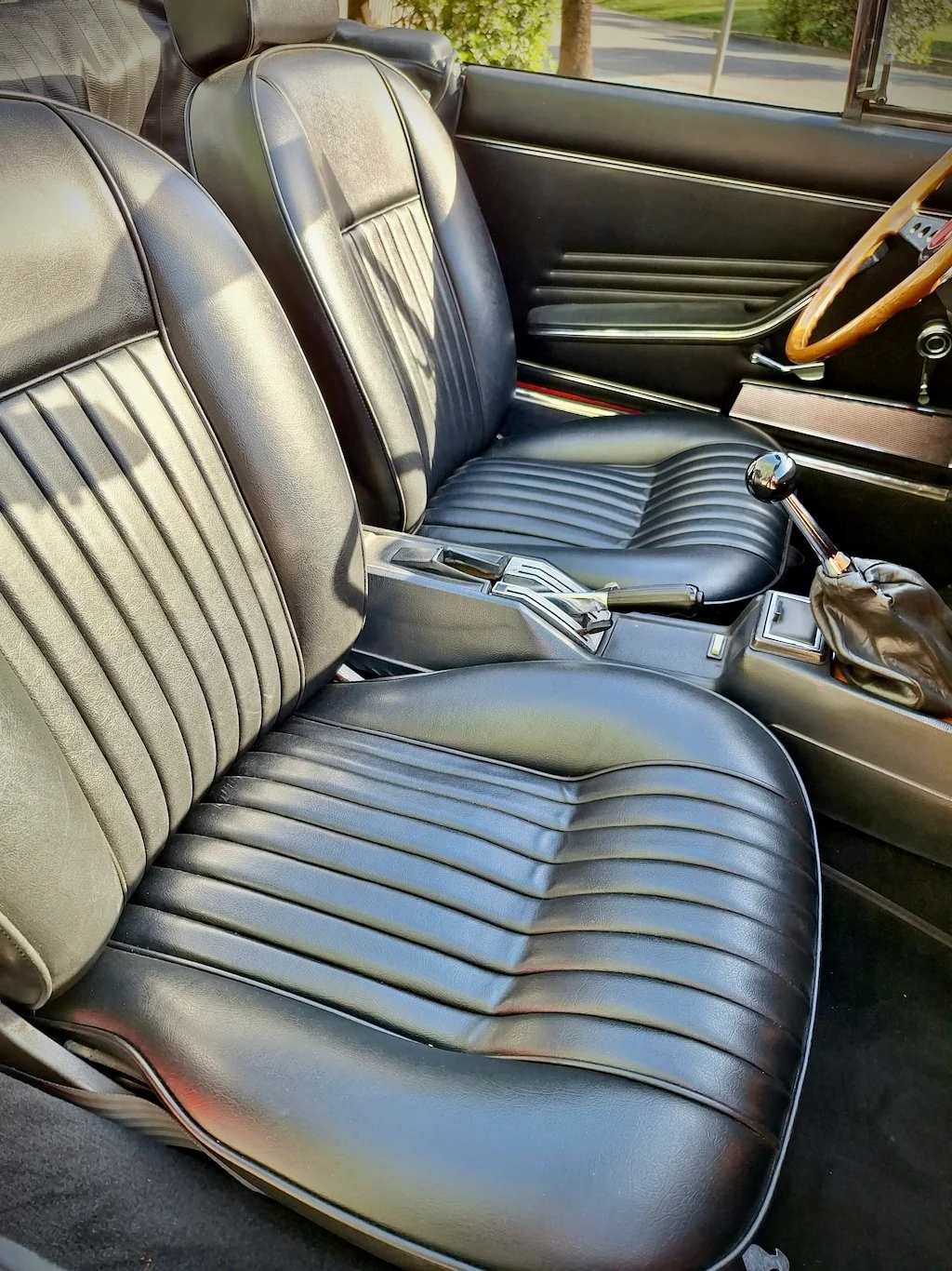 FIAT124SportSpider1973_16.jpeg