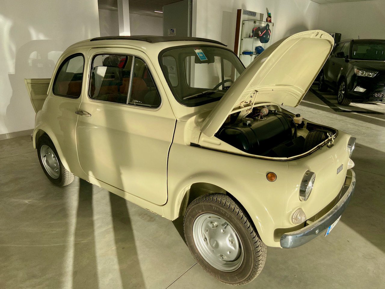 broochpilsnerイタリア製 800シルバー FIAT フィアット ブローチ ビンテージ 車