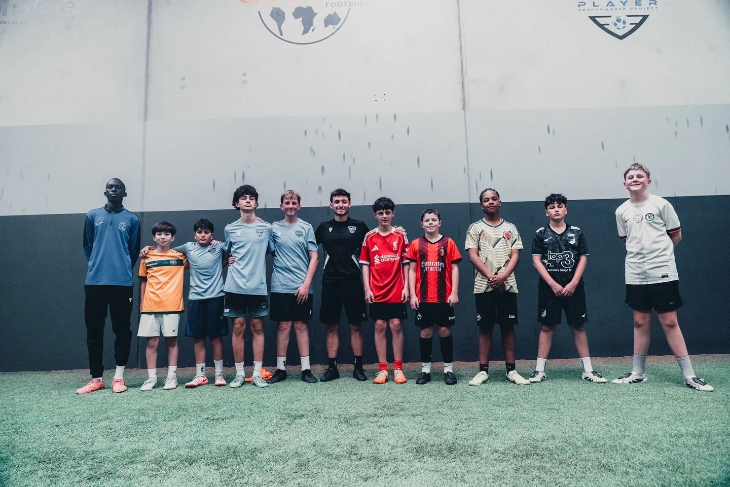 π― DAY 2 • MIDFIELDER MASTERCLASS π―
Jordan O’Doherty led an intense session yesterday— sharp touches, quick decisions, and total focus from our U13–U15 players ππ₯
Midfield minds at work πͺβ½
πΈ @eliud_media 
#PPP #ProPlayer