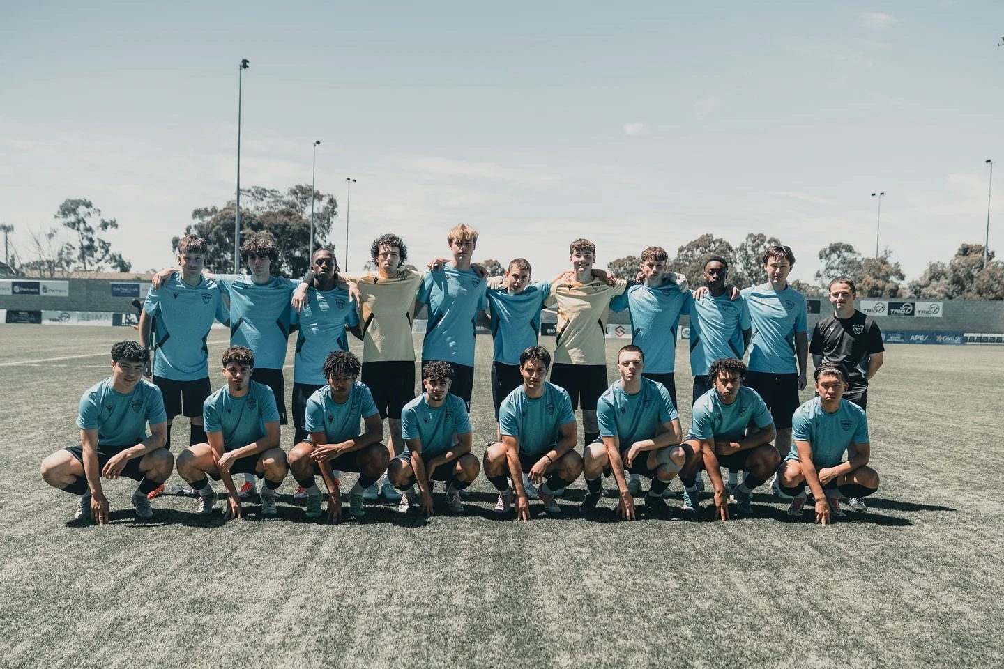 Our Elite PPP boys went head-to-head with South Sudan in a thrilling friendly match! β½π₯ Great energy, teamwork, and growth across both squads! 
#EliteBoys #PPP #PlayerPerformanceProject #FriendlyMatch #FootballDevelopment #NextGen #SouthSudan #Adel