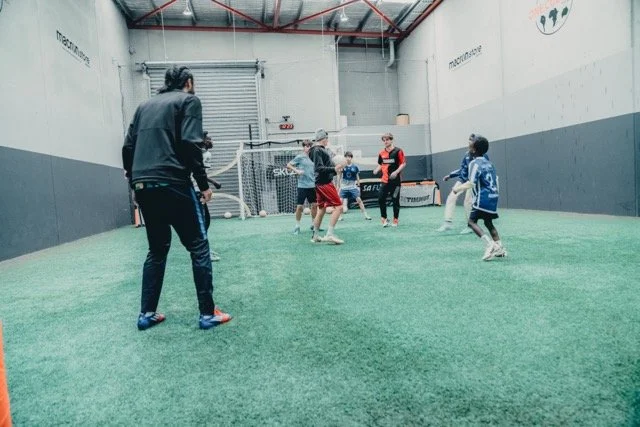 EM206352 2 2 Medium.jpeg