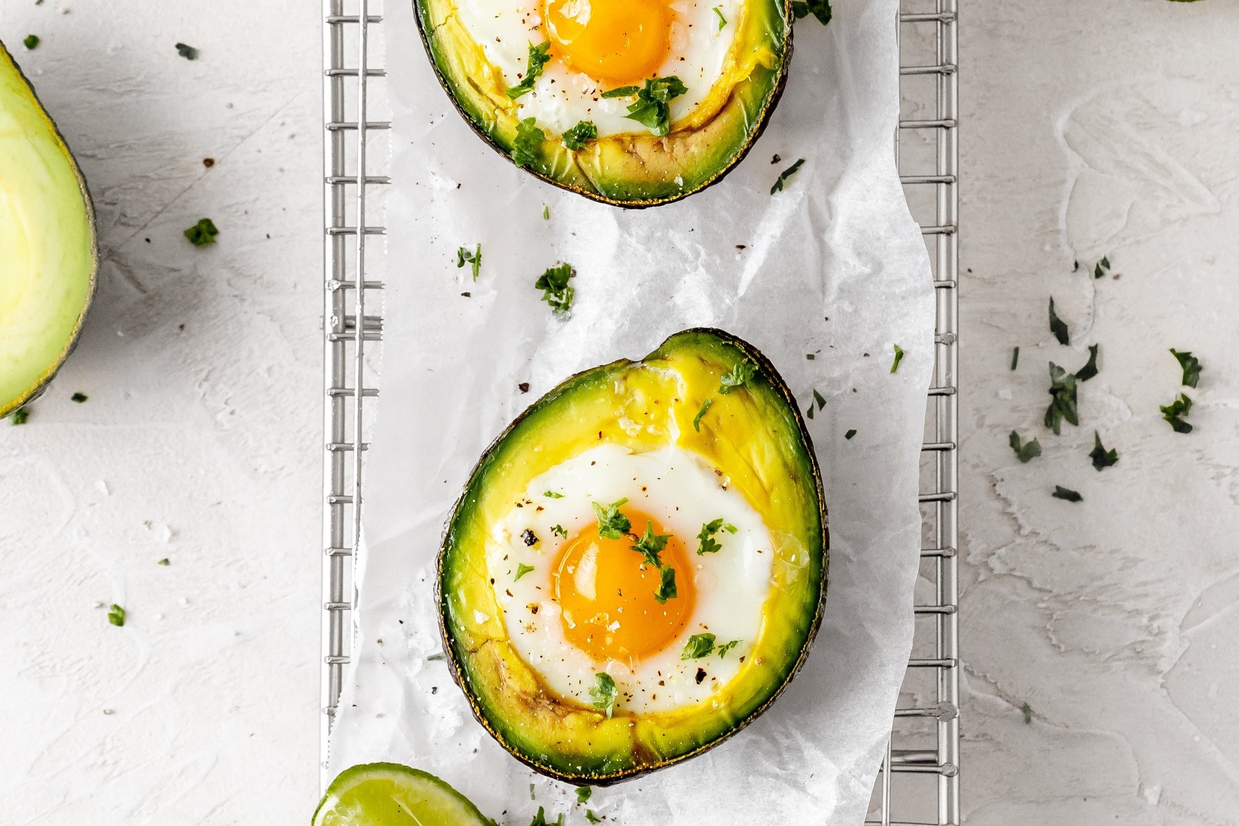 Baked Eggs in Avo