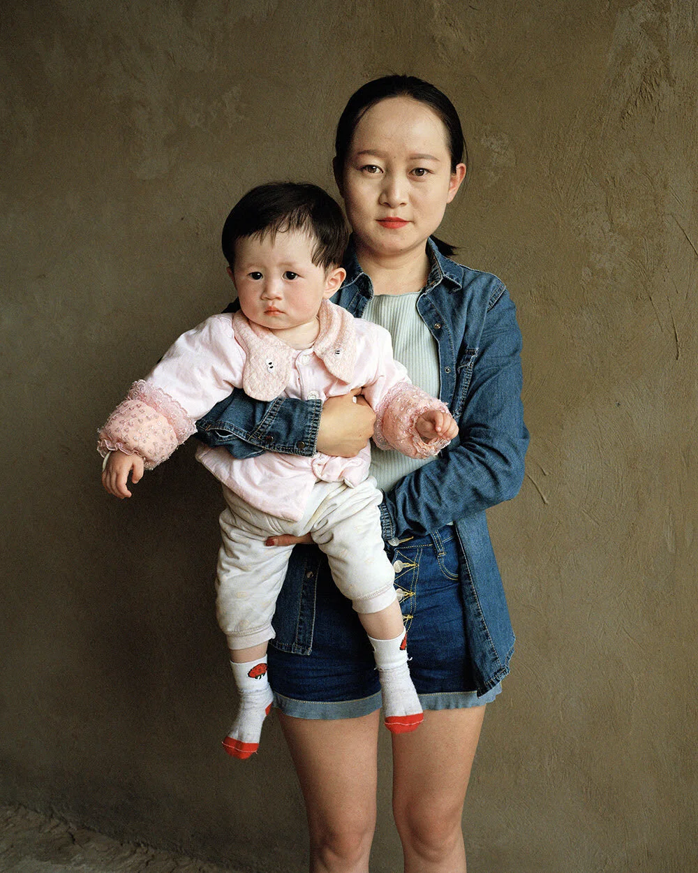 The Land of Promises - a Moving Memoir about the One Child Policy in China