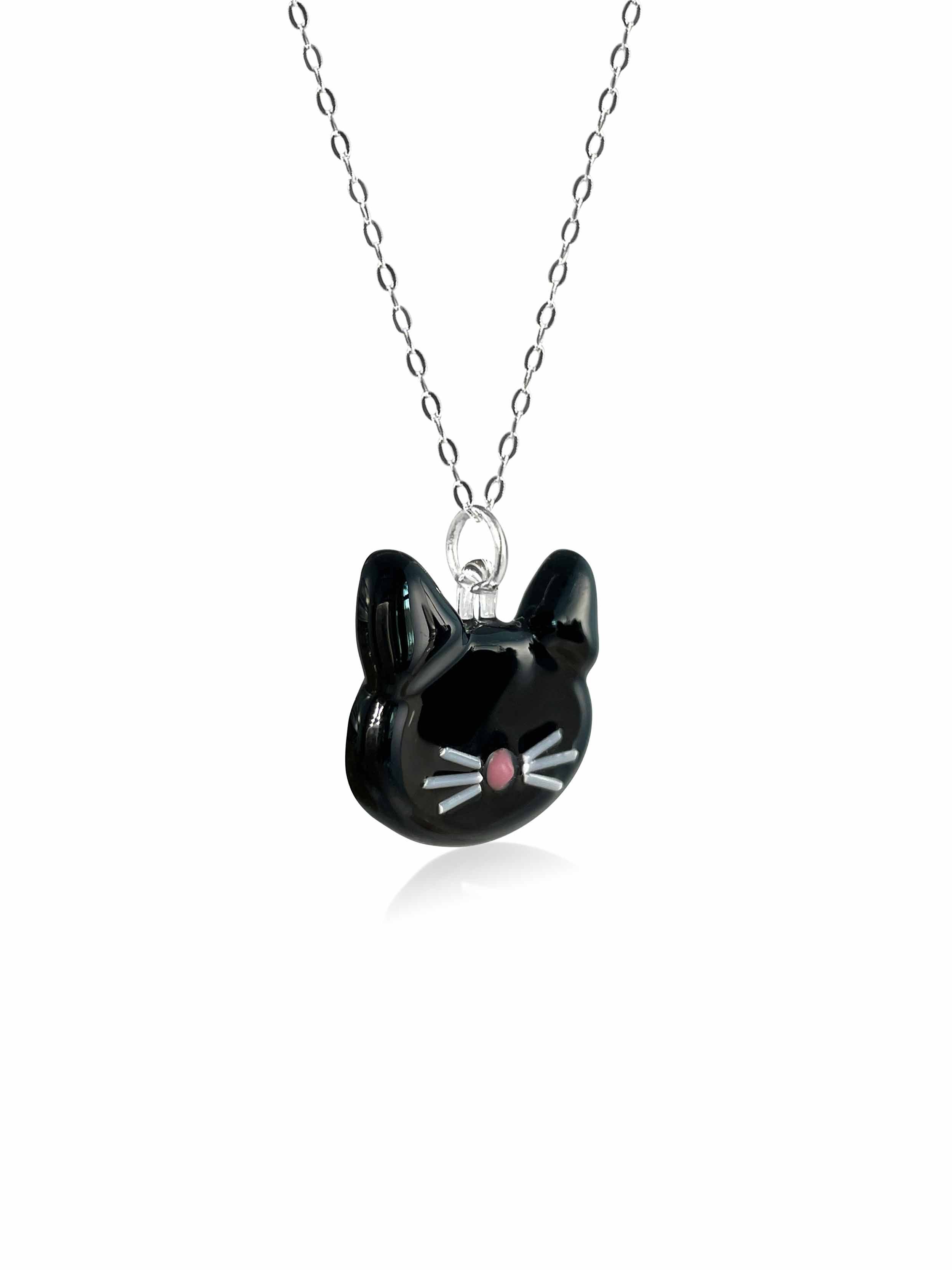 Black Cat Pendant - ApolloBox