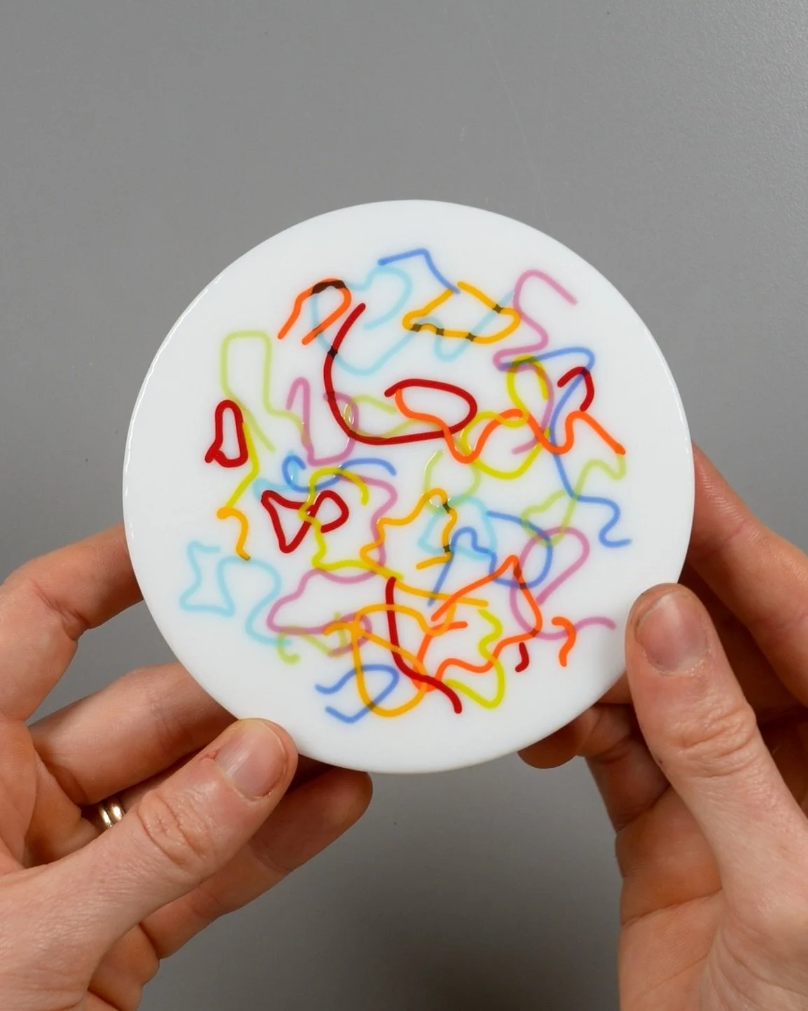 Squiggle Scraps 🪱&thinsp;&thinsp;
&thinsp;&thinsp;
These are several experimental accessory glass projects featured in Lesson 5 of my Fusing Fundamentals course, meant to showcase the incredible versatility of this medium.&thinsp;
&thinsp;
I never h