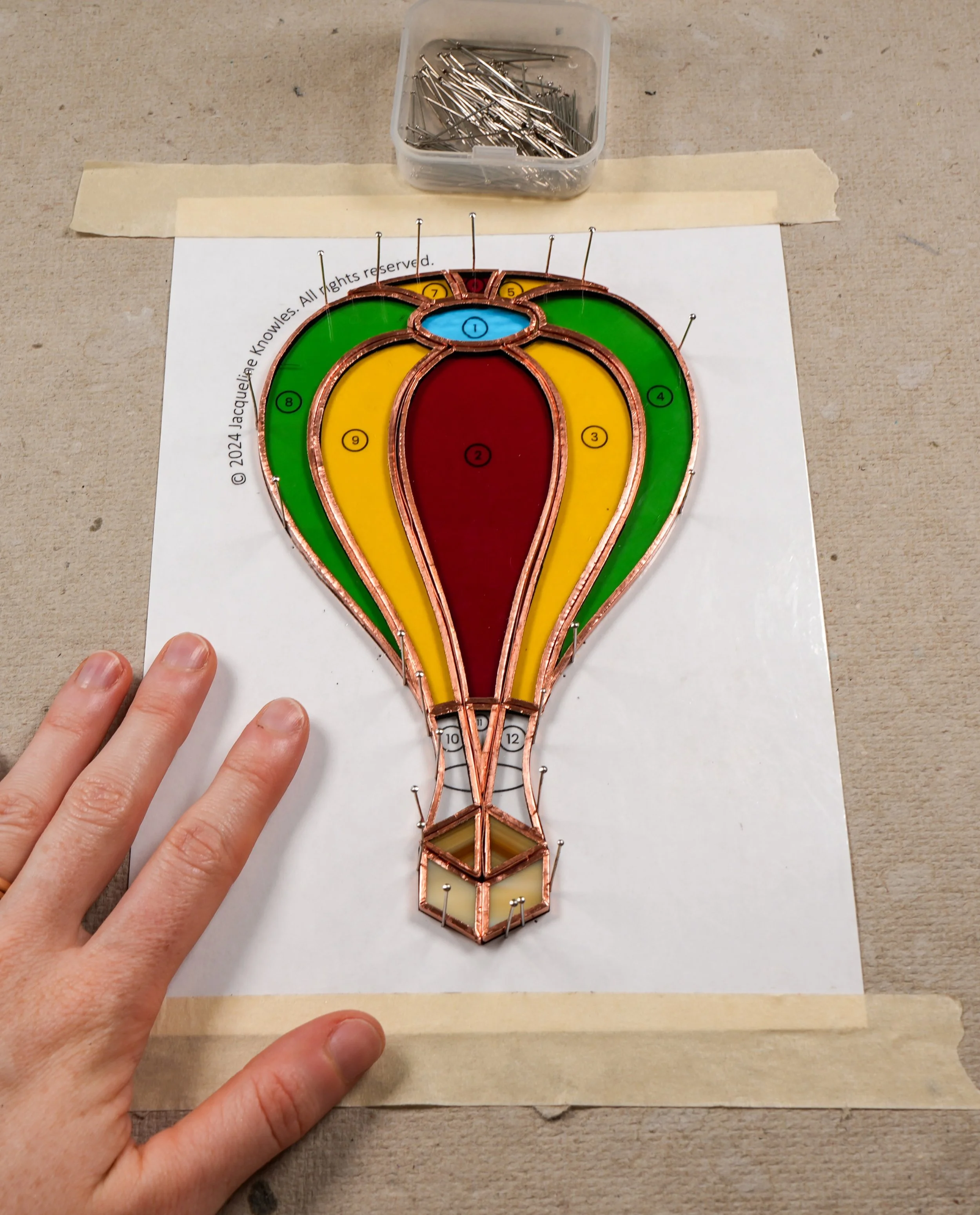 Up, up, &amp; away 🎈&thinsp;
&thinsp;
I designed this piece as part of my &amp; @oceansideglass &lsquo;s Stained Glass Basics course specifically to have a colorful, uplifting (pun-intended) project with simple lines that would allow me to clearly e