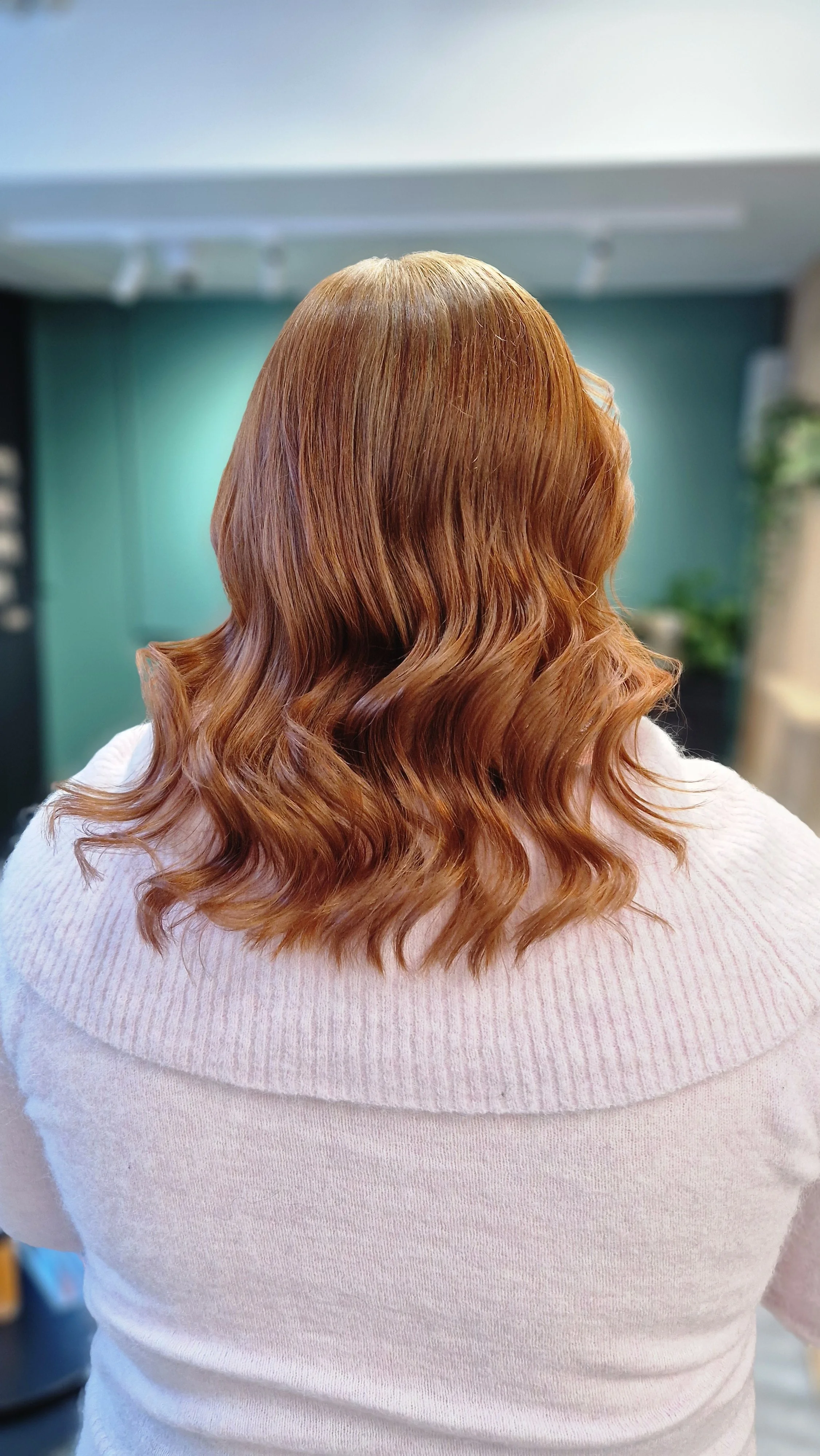 Kasvivärin vaalennus