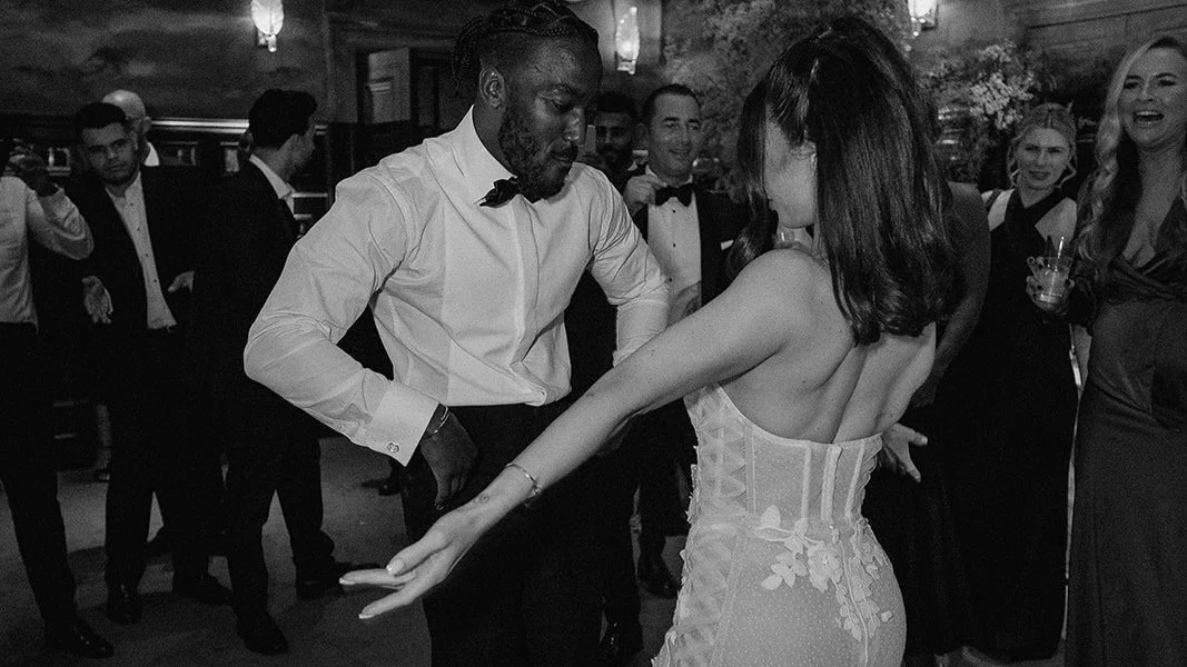 A Stylish Wedding at NoMad London: Live Music For a Pinterest Worthy Reception.