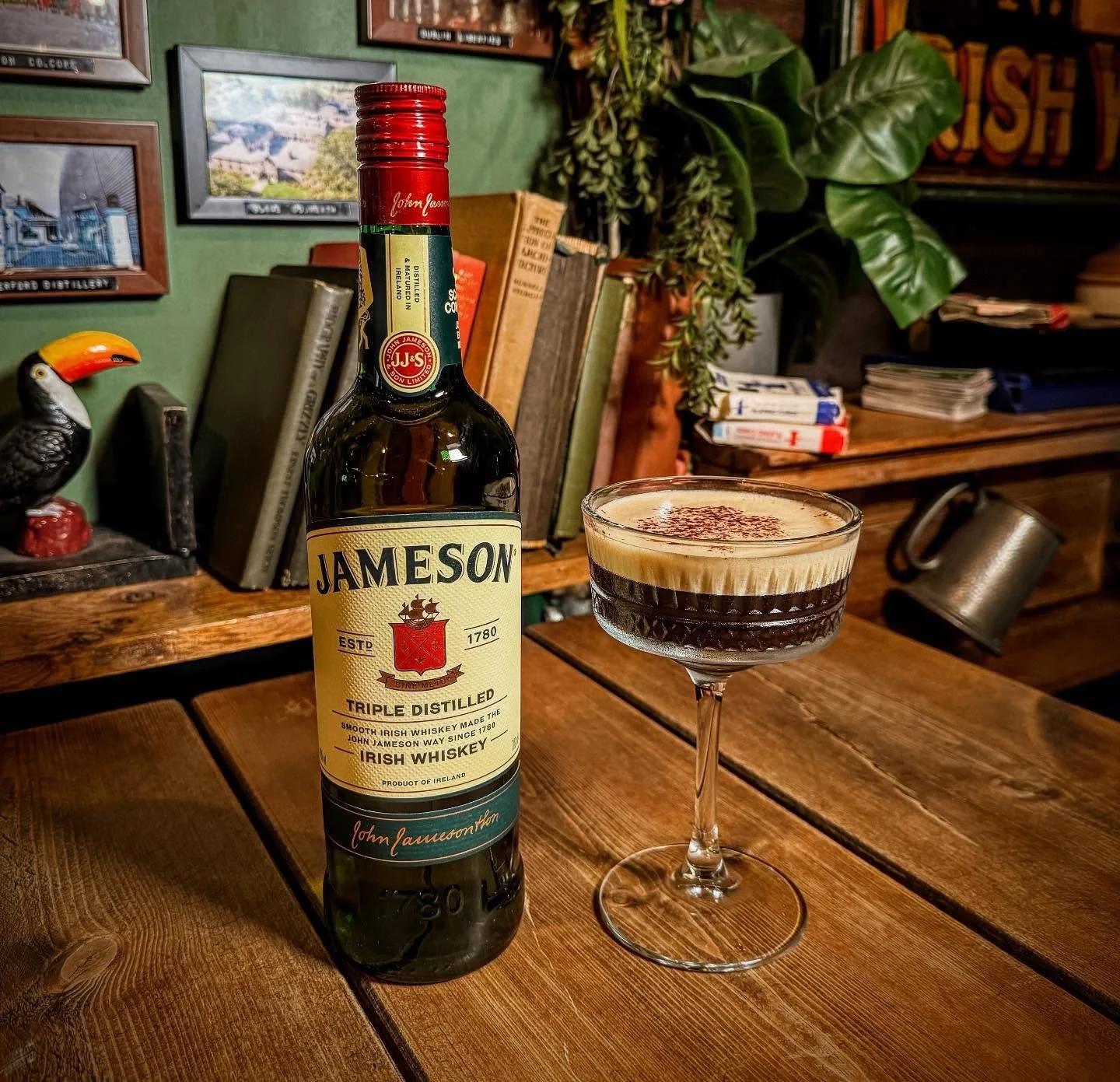 🍀 The Irish Express is BACK! ☘️

And with her comes a fresh autumn/winter menu including shiny new house specials, more of our favourite classics, tasty whiskey arrivals and cozy seasonal vibes all around! 🍂🥃

Sl&aacute;inte🍻

@jamesonuk @jameson