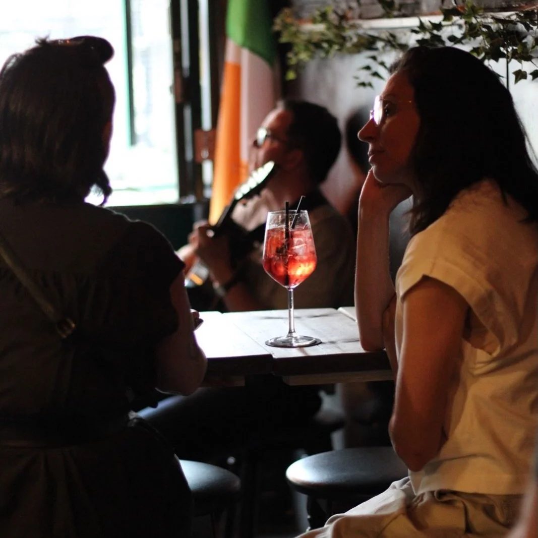 Here&rsquo;s to the end of a scorching July and the start of a (hopefully) slightly cooler August! 

We&rsquo;ll be here all weekend until late with Happy Hour, hot dogs, plenty of good tunes and our trad seisi&uacute;n on Sunday from 5.30pm. 

A lit