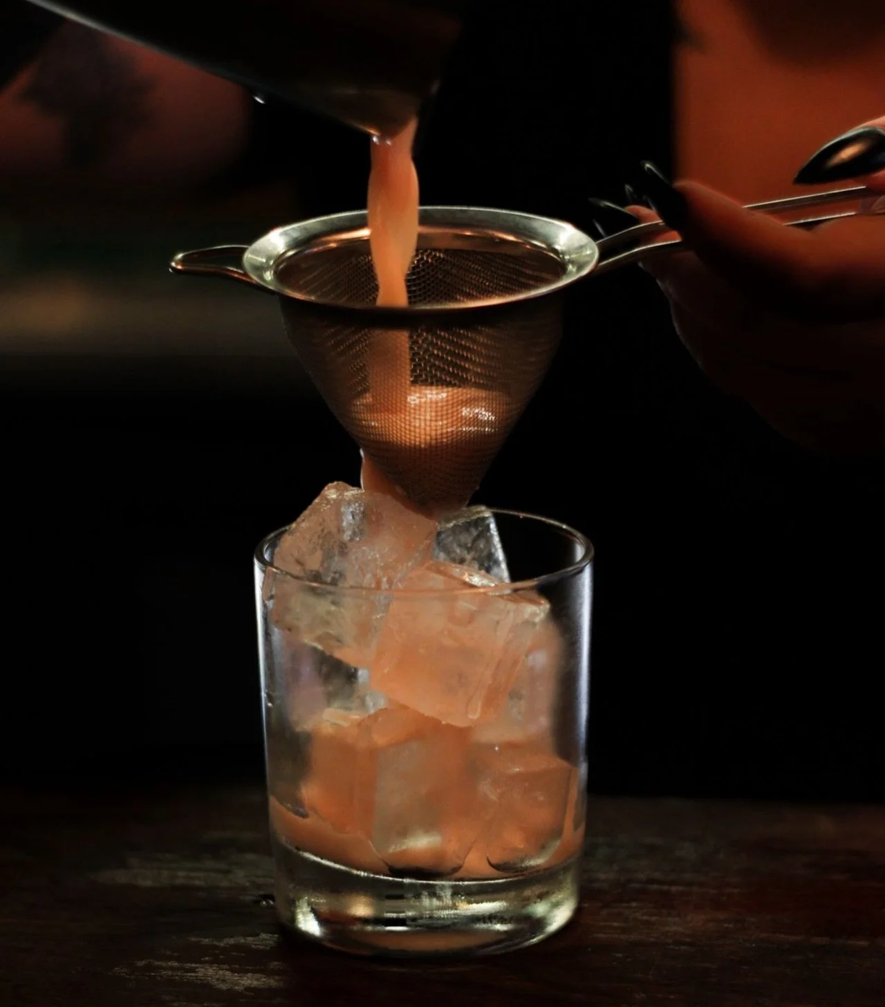 Whether it&rsquo;s whiskeys from around the world, perfectly poured pints or house &amp; classic cocktails, we&rsquo;ve got plenty of reasons to pull up a stool and stay for a while! 

Happy Hour | Mon - Friday | 3 - 6PM

&pound;5 Pints of Murphy&rsq