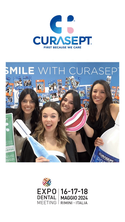 saycheese-photobooth-curasept.gif