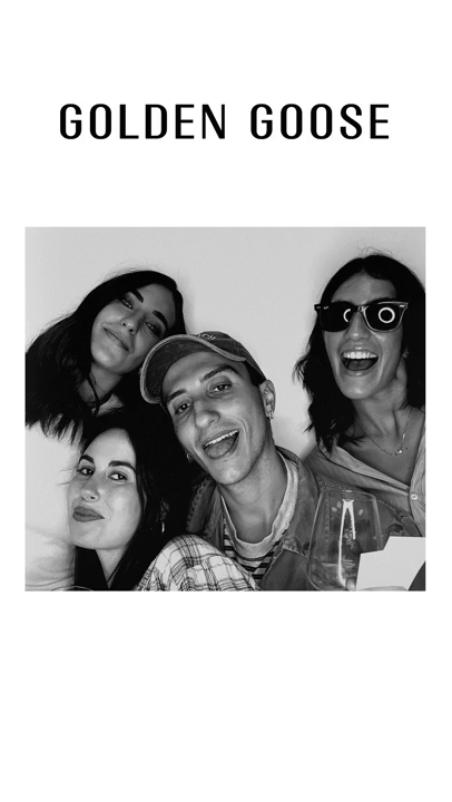 GoldenGoose_SayCheese_CabinaLuxury_PhotoBooth.gif
