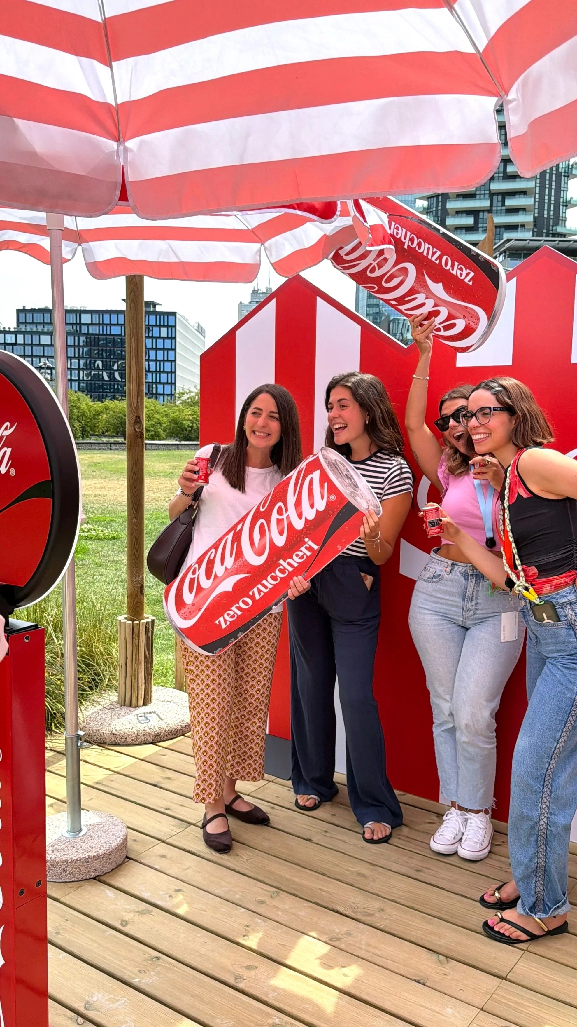 Coca-Cola_PhotoBooth_AI_SayCheese.jpg