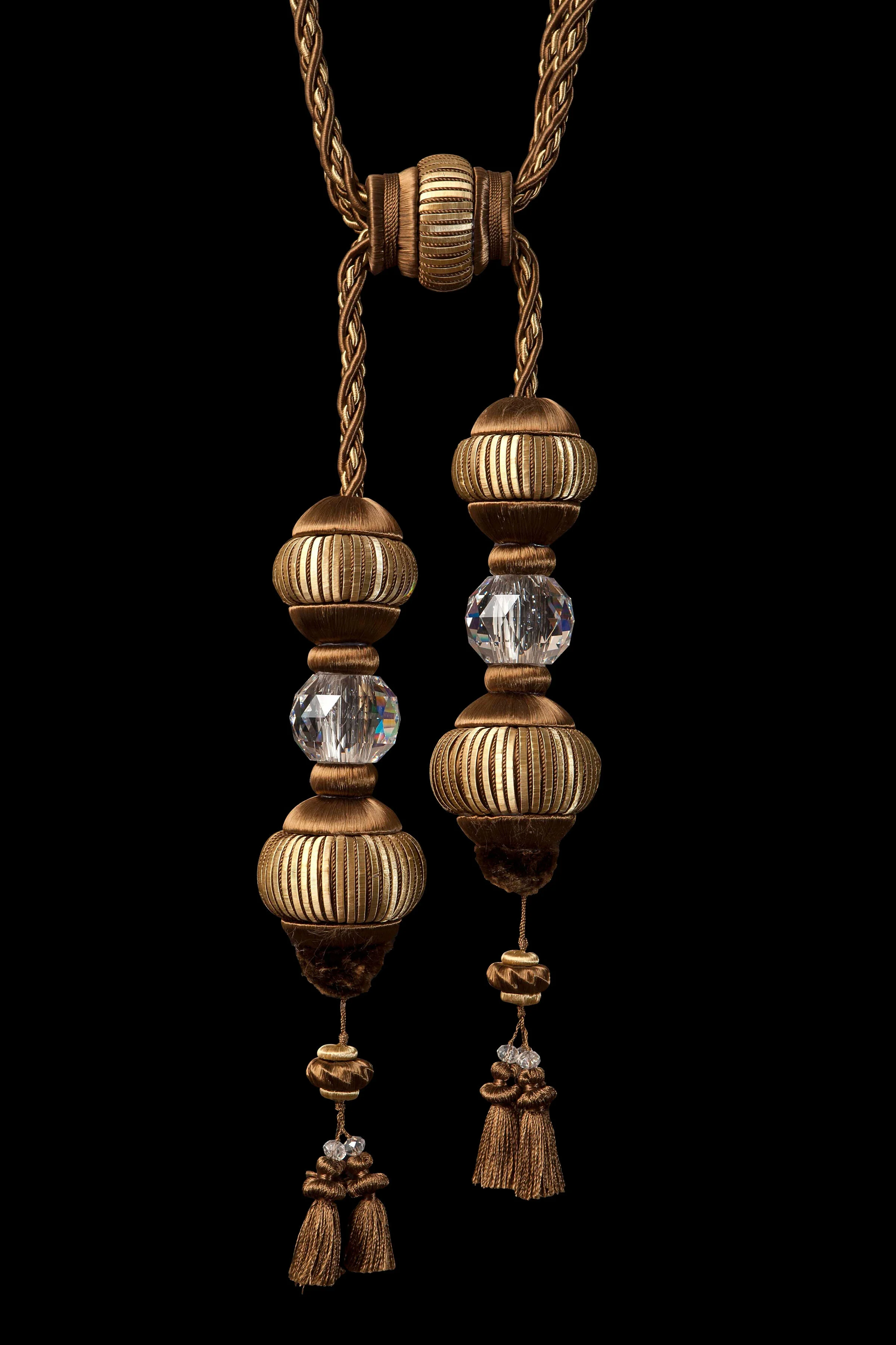 Queen with Jasmine Crystal 