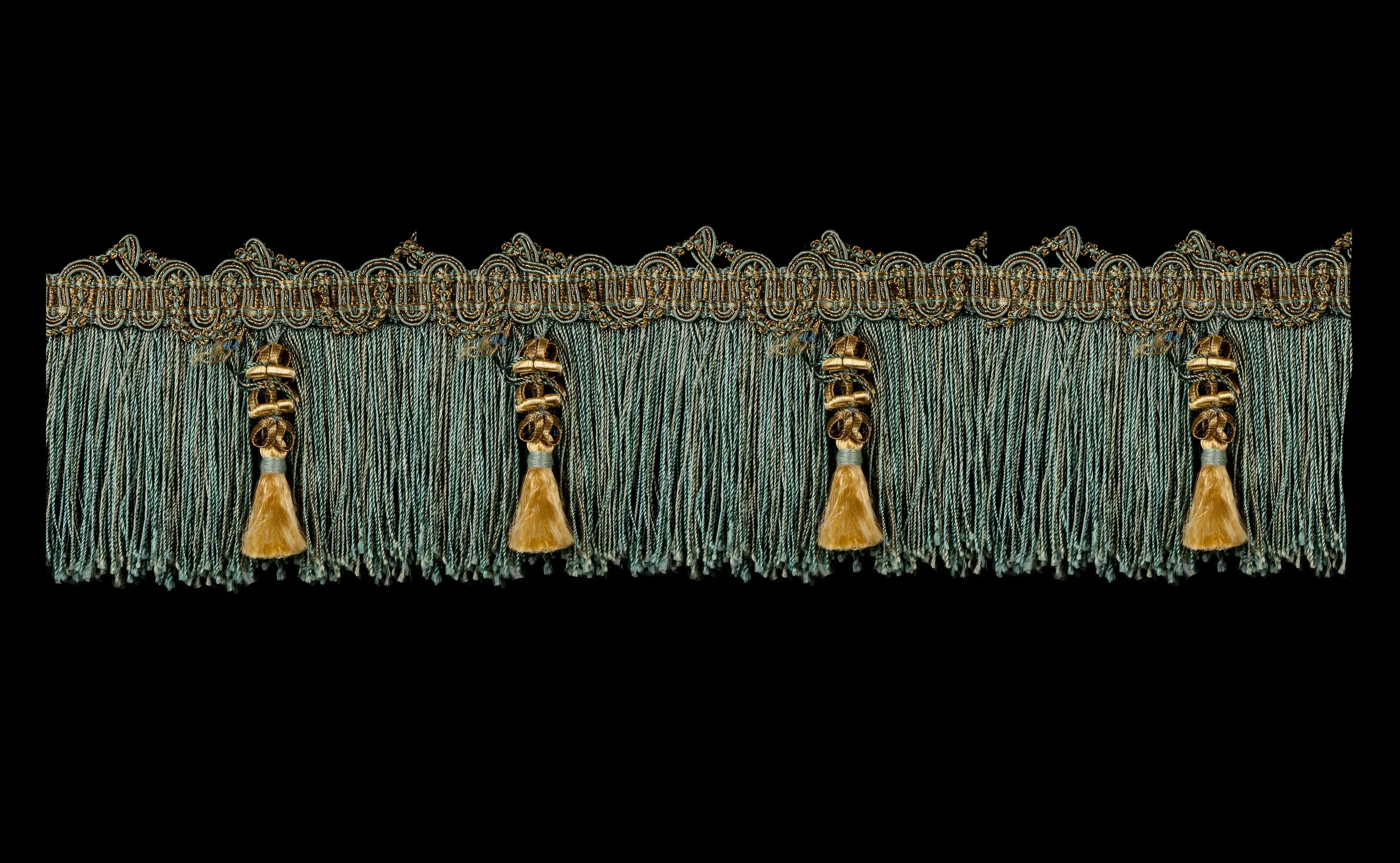 Flower Basket Cut Fringe