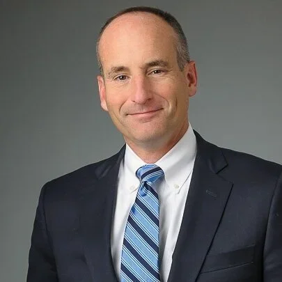 Head shot of Andrew Sparks