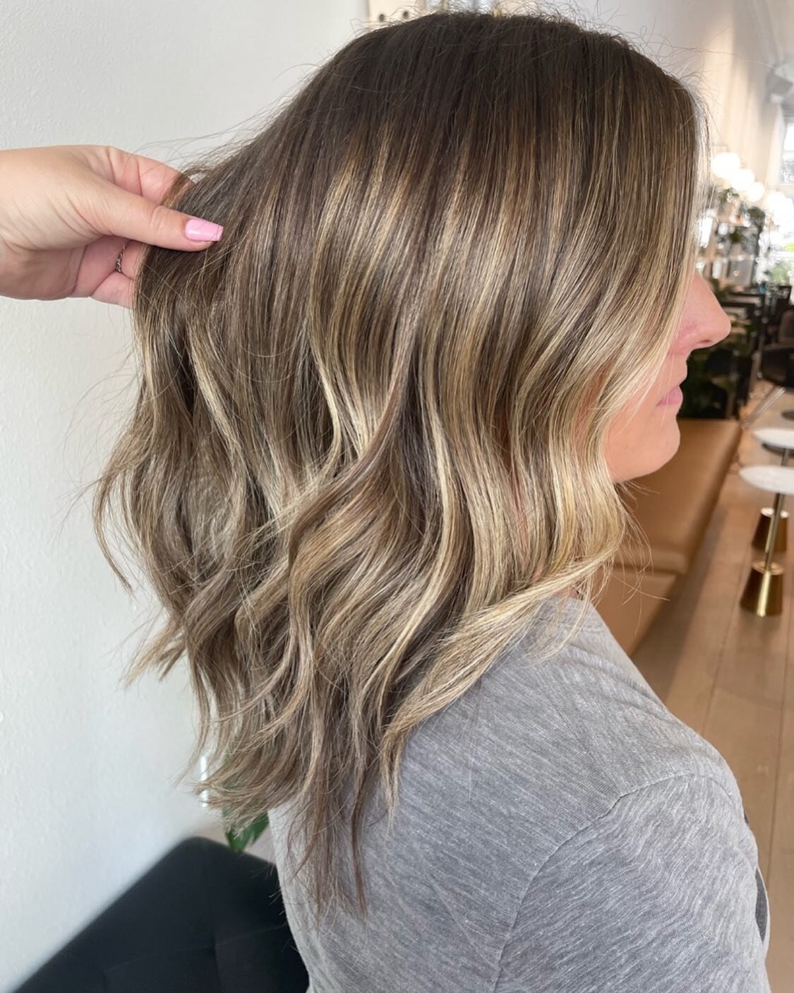 GUESS WHO&rsquo;S BACK 🤍

Starting NOW, you can book with our returning stylist Payge Marie. She loved her time home to heal and learn the new adventure of becoming a mama, but she&rsquo;s excited to get back into the salon and slay some hair! 

She