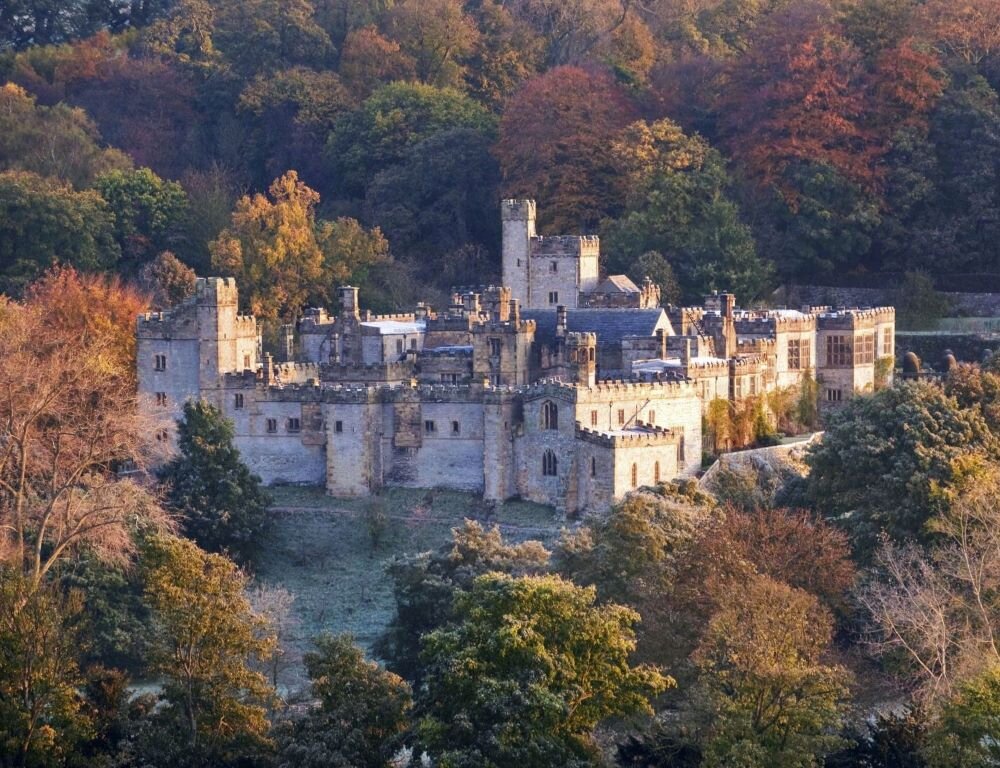 Sir Henry Vernon’s Seat  Haddon Hall, Near Bakewell, Derbyshire  ( Picture Source )