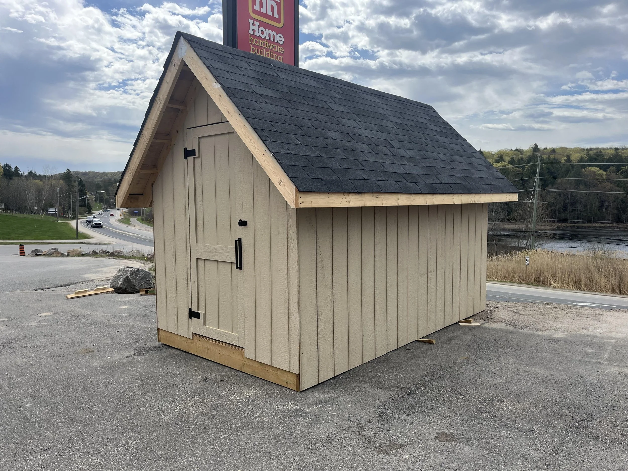 alterate angle of bunkie exterior