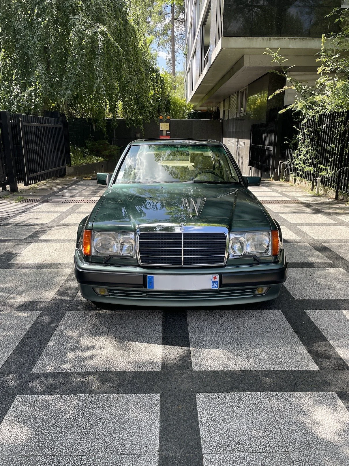 Mercedes 500E