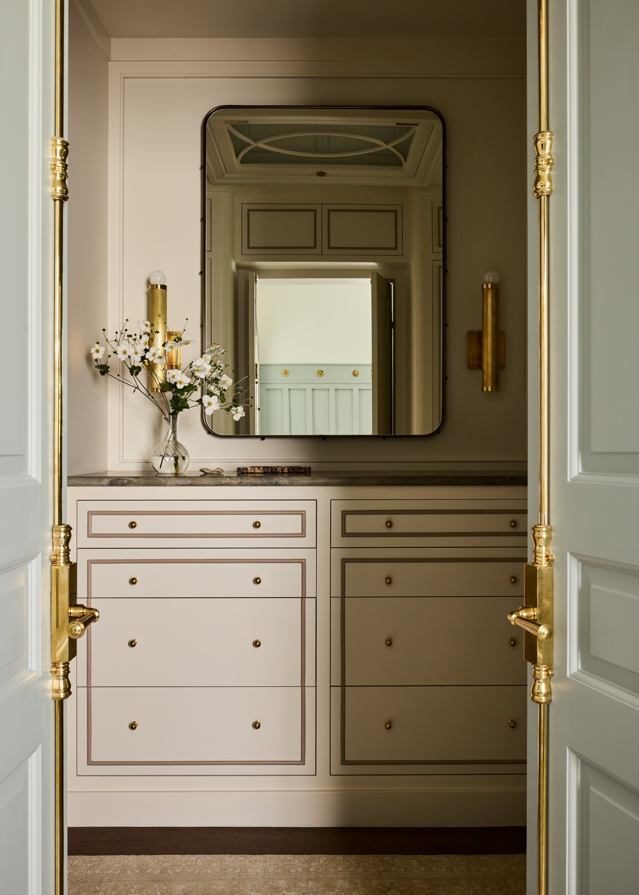 Rec01_Primary_Dressing-Room_006.jpg