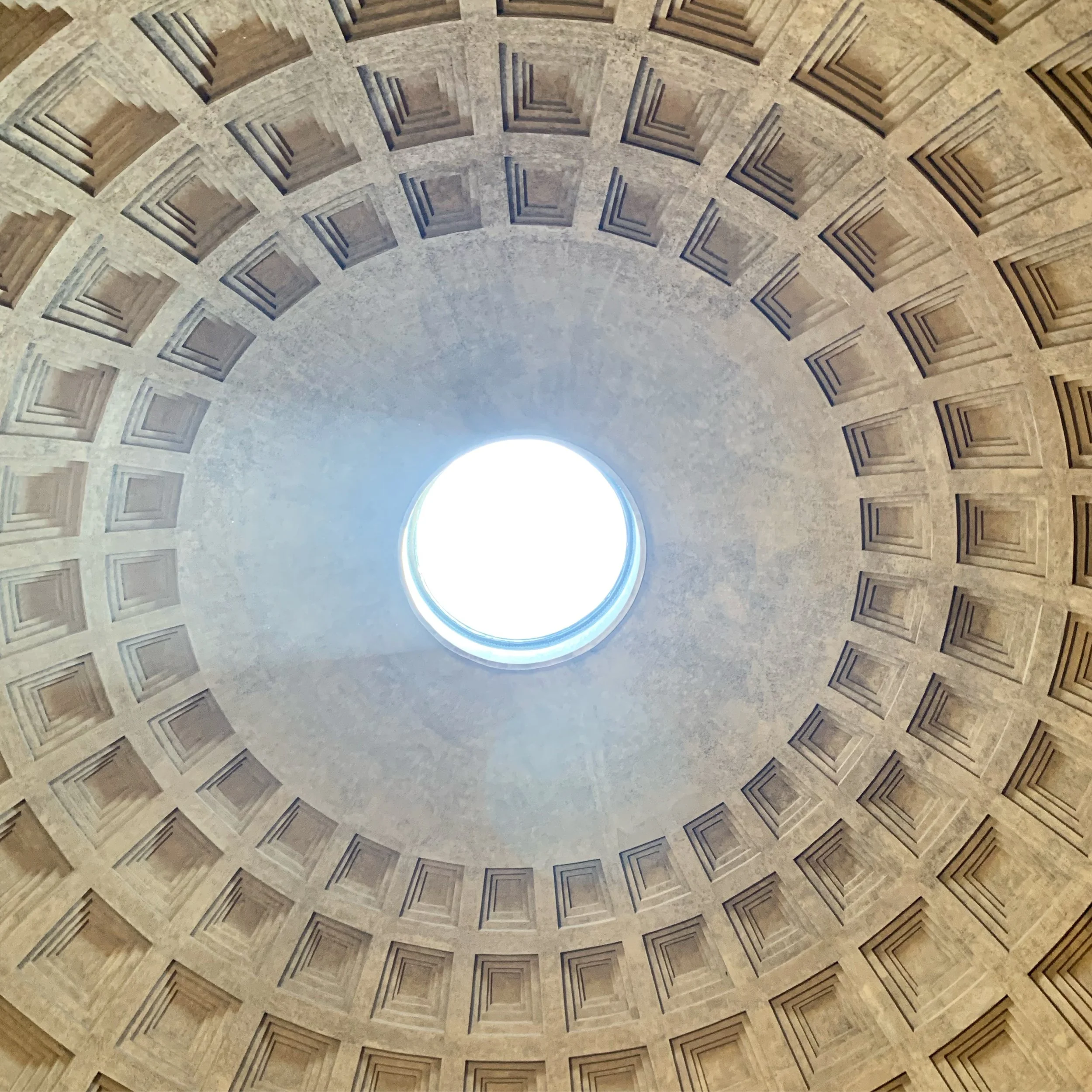 oculus pantheon.JPG