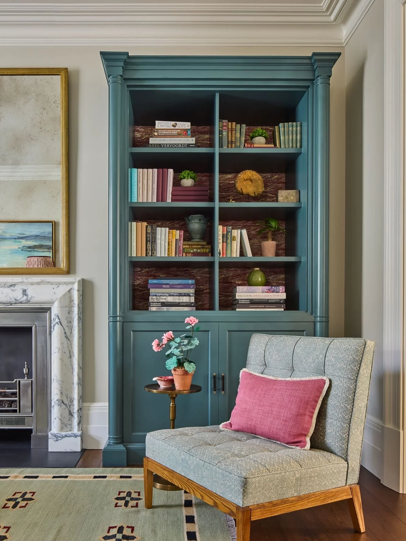 Sweet little study situation for one of our most loyal, long standing clients. Delighted that we could turn this dark space into a bright inspiring place for her.
Lovely photographs by @jmphotocat and styling @rachel_moreve_styling