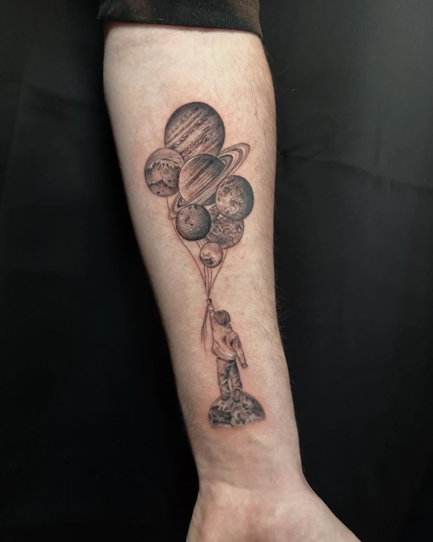 Out of this world🪐 Amanda @amandamastattoo shot for the stars with this intricate and textural planet piece ✨

Click the link in our bio to learn more about Rebel and Rose today 🌹 

#blackandgreytattoo #finelinetattoo #linework #handwritingtattoo #