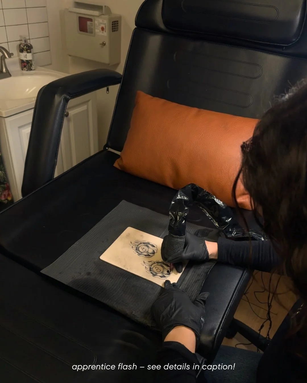 Apprentice flash is here from Brooke ✨

She&rsquo;s offering free mini flash tattoos under Amanda&rsquo;s supervision!

🖤&nbsp;Booking Saturdays starting in April

🕓&nbsp;4PM-7PM

📏&nbsp;Half-dollar size max

🔗&nbsp;Link in bio to book with Brook