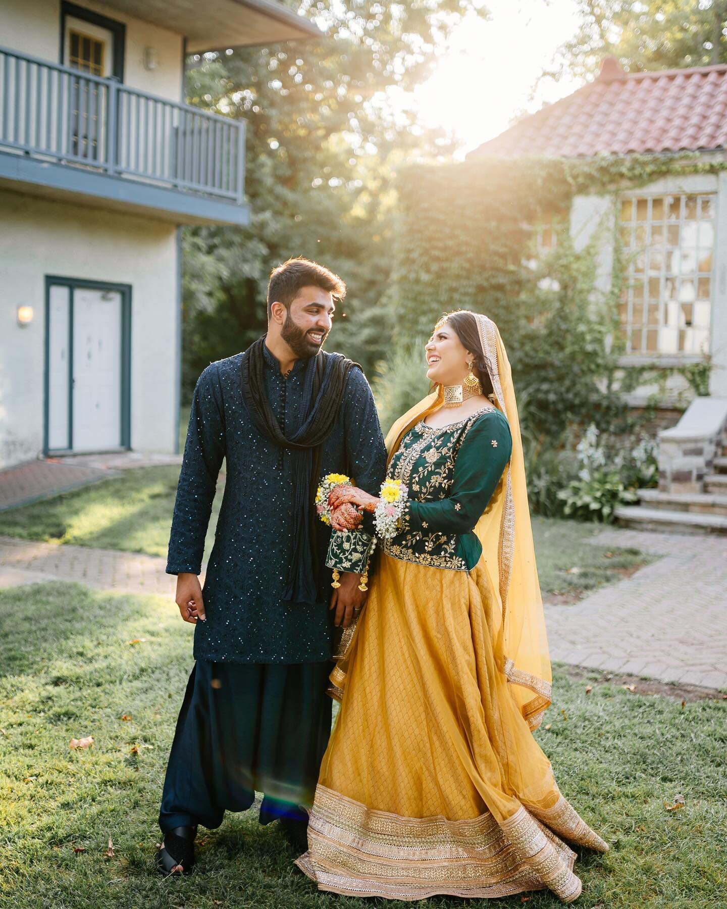 A&amp;R&rsquo;s beautiful Mehndi ✨💍

DM to book for 2023! ✨

Photo: @capturedbymuneeb 
Video: @gdgaganphoto