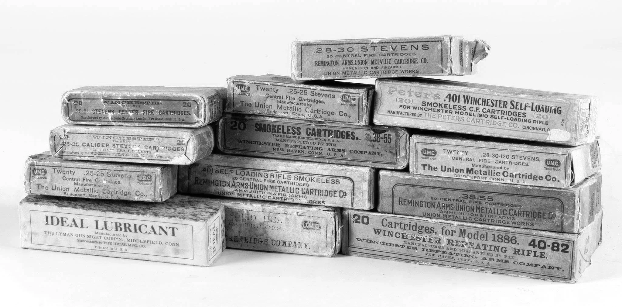 Arms, Accessories, Edged Weapons, &amp; Militaria Auction 