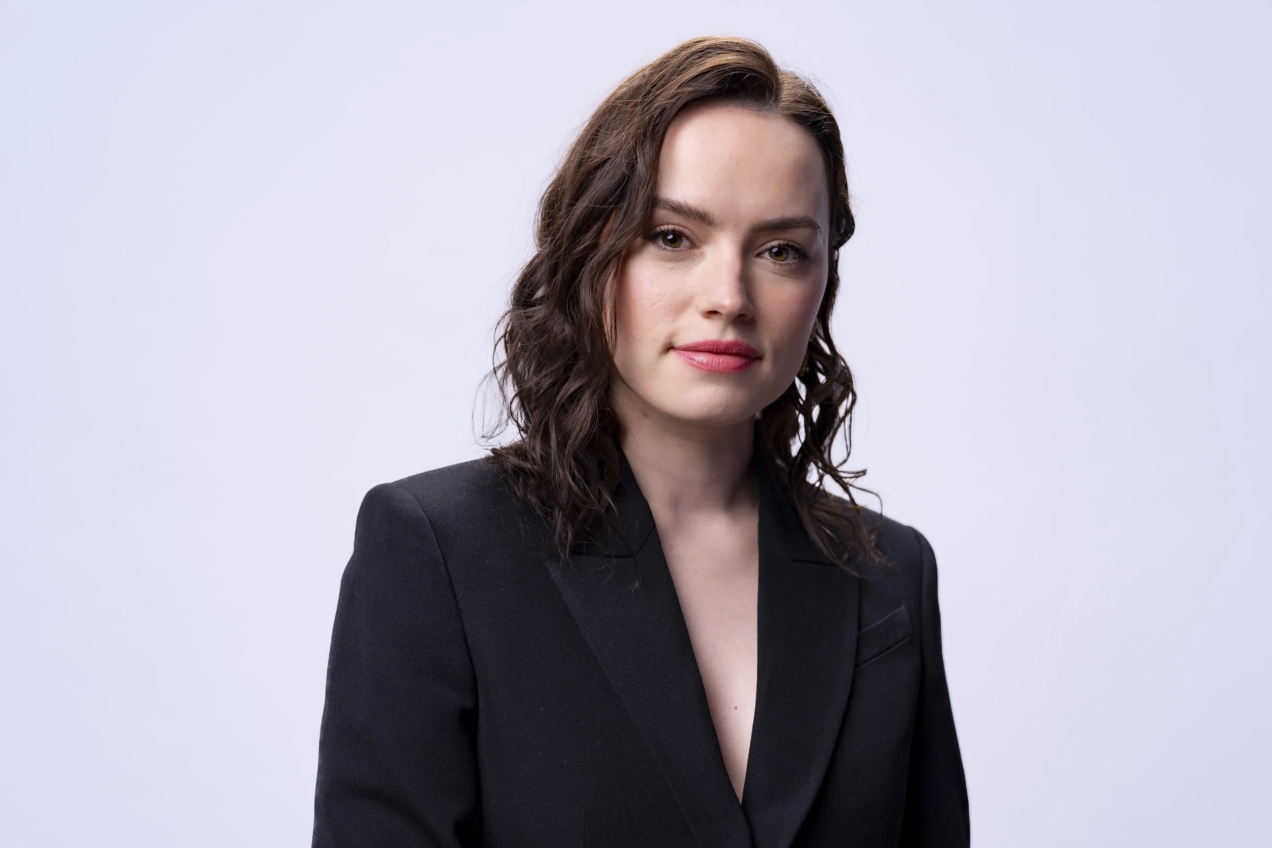 20251215_ET_Daisy Ridley_0005.jpg