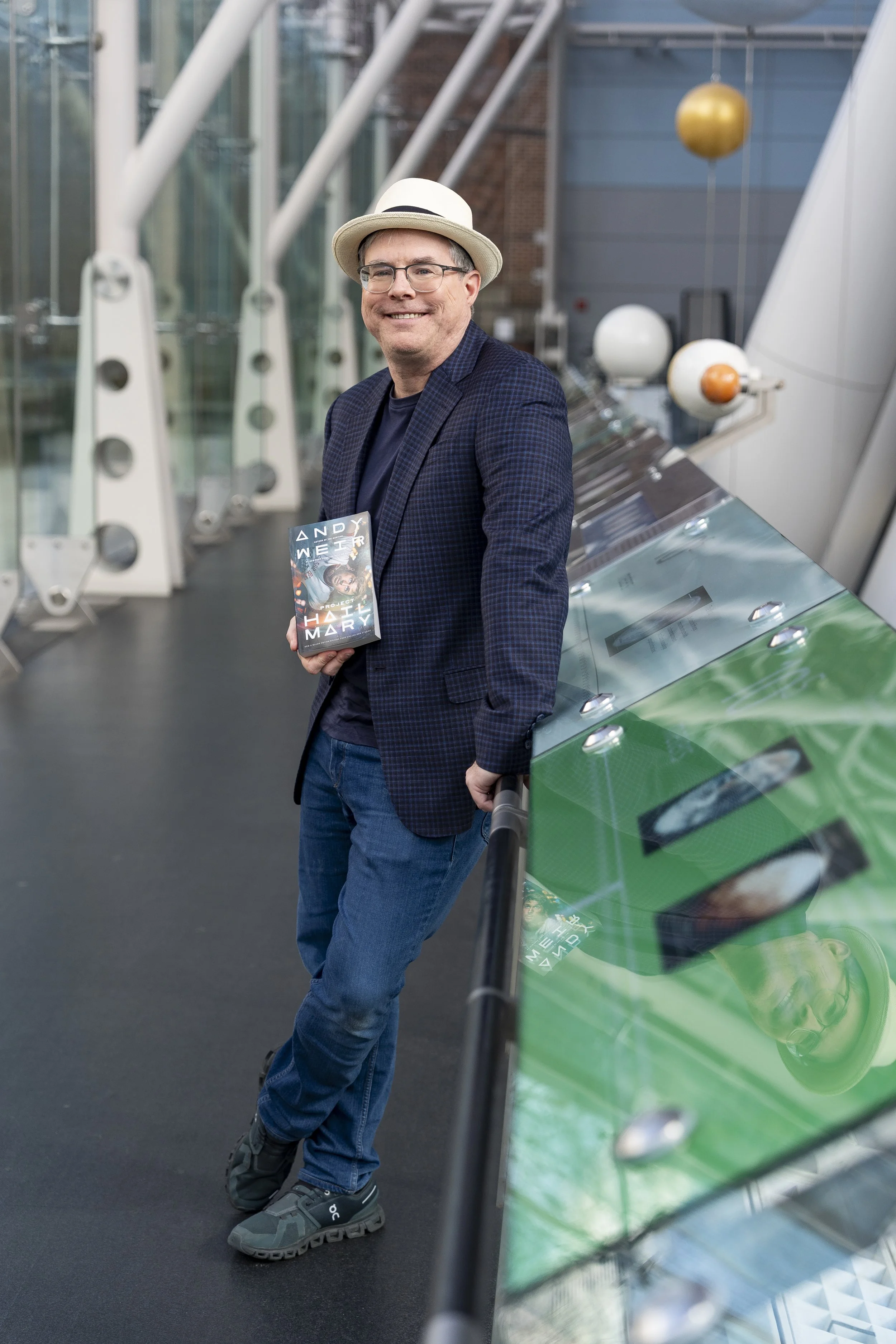 20260317_ENT_Andy Weir_0006.jpg