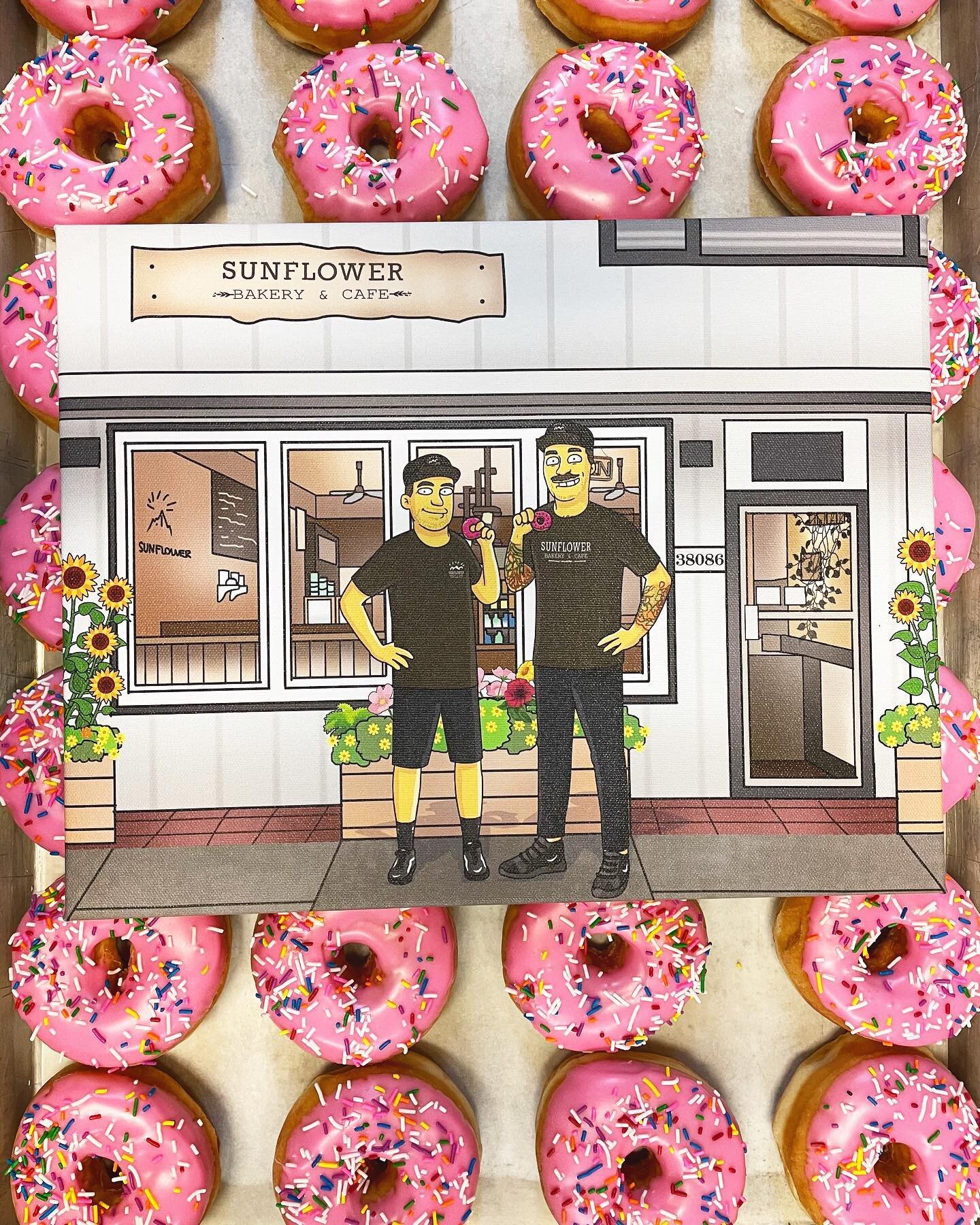 &ldquo;Donuts.....
Is there anything they cant do&rdquo;
Homer j Simpson

#donutsofinstagram #donuts #seatoskybakery #bestofsquamish #seatoskydonuts #seatoskycafe #supportlocal #localbusiness #squamish #exploresquamish #squamishlife #squamishadventur