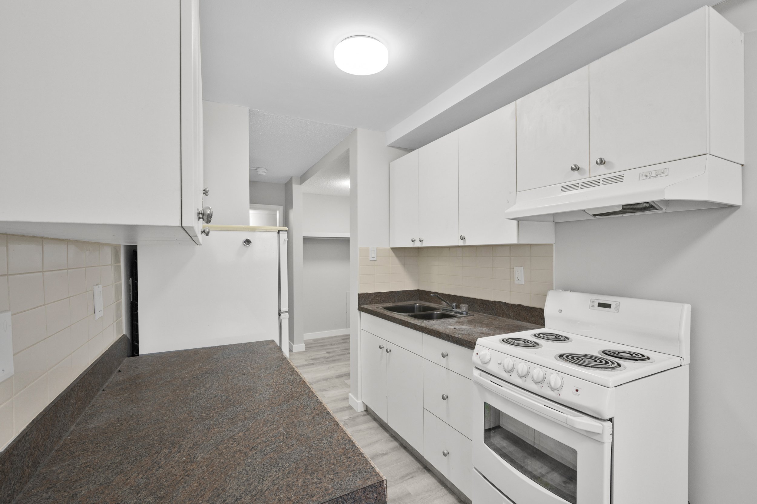9740 82 Ave NW-9.jpg