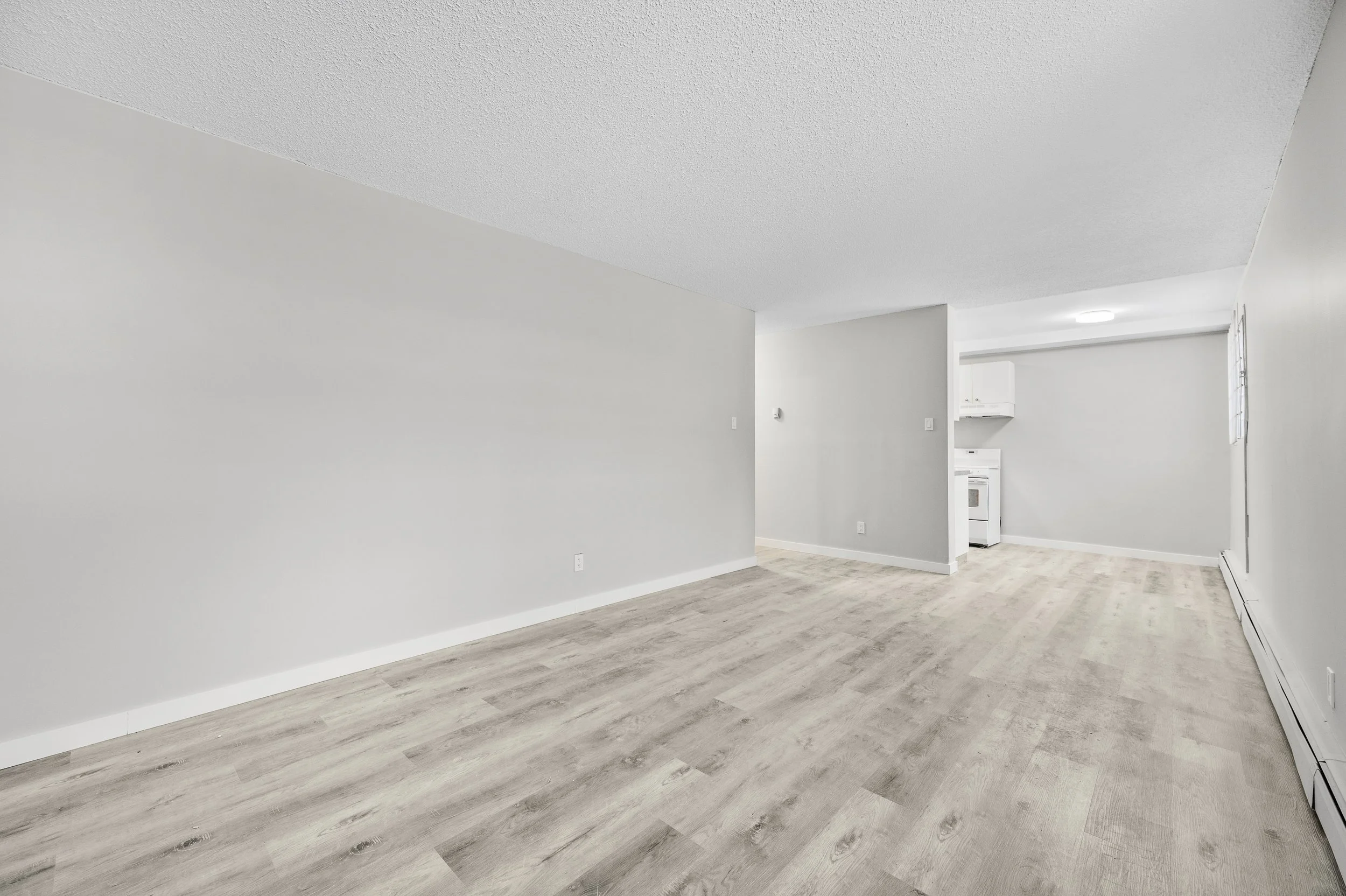 9740 82 Ave NW-14.jpg