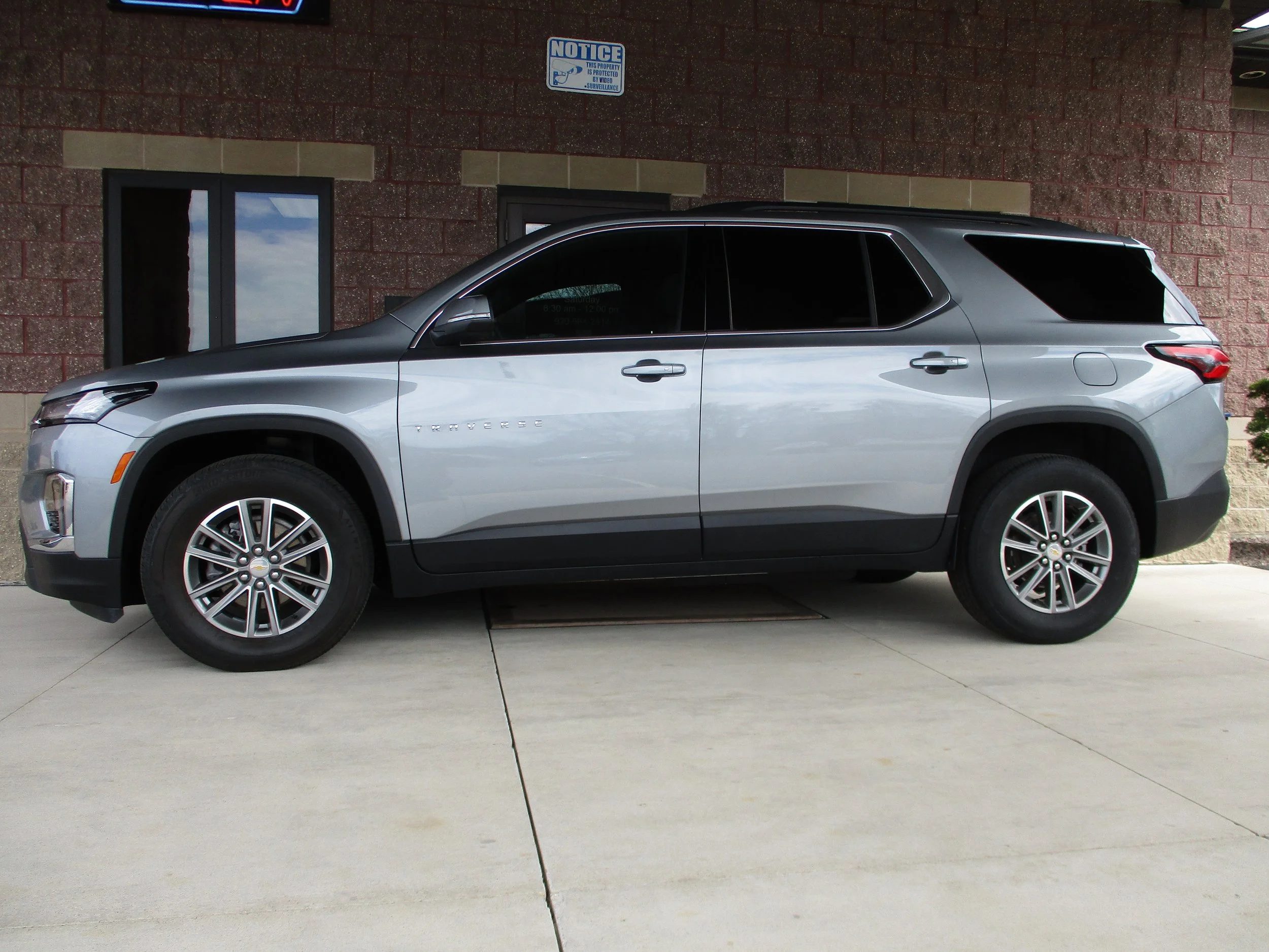 2023 Chevrolet Traverse LT - $36,000