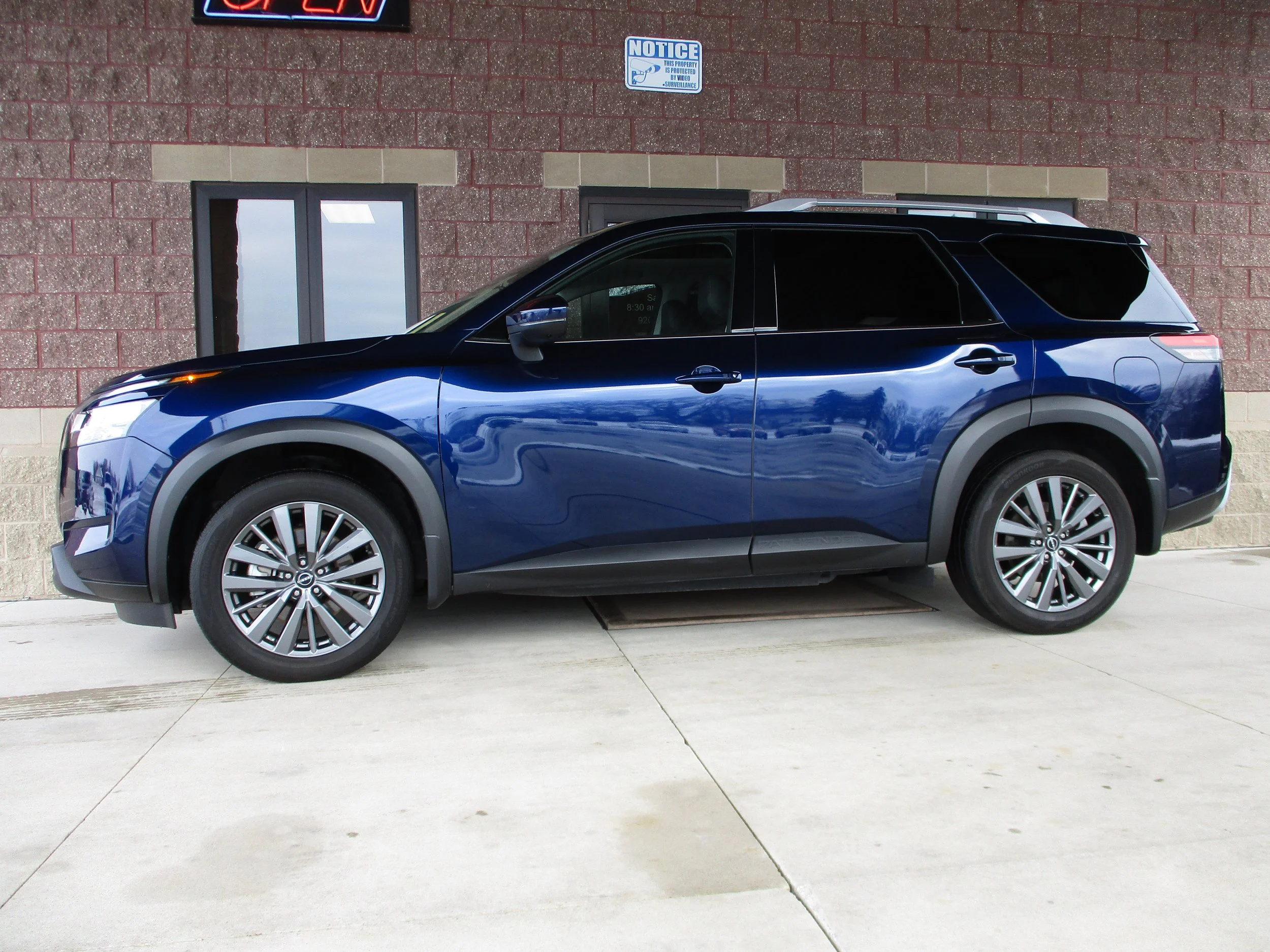 2024 Nissan Pathfinder SL - $Call