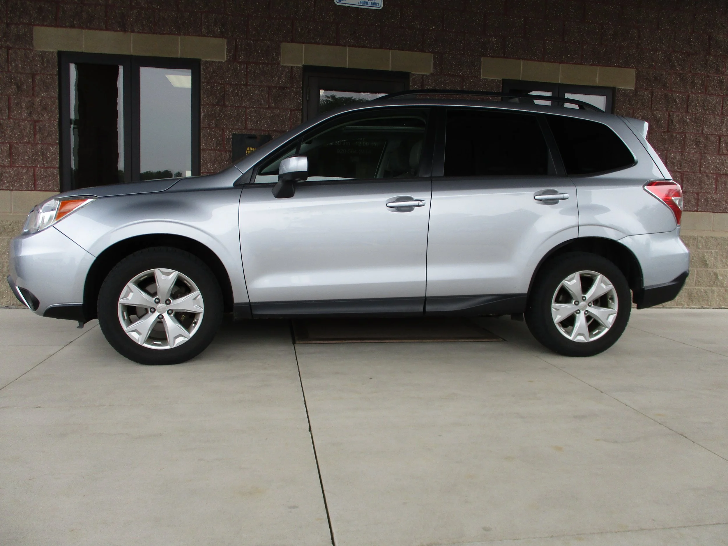 2015 Subaru Forester Limited - $15,000