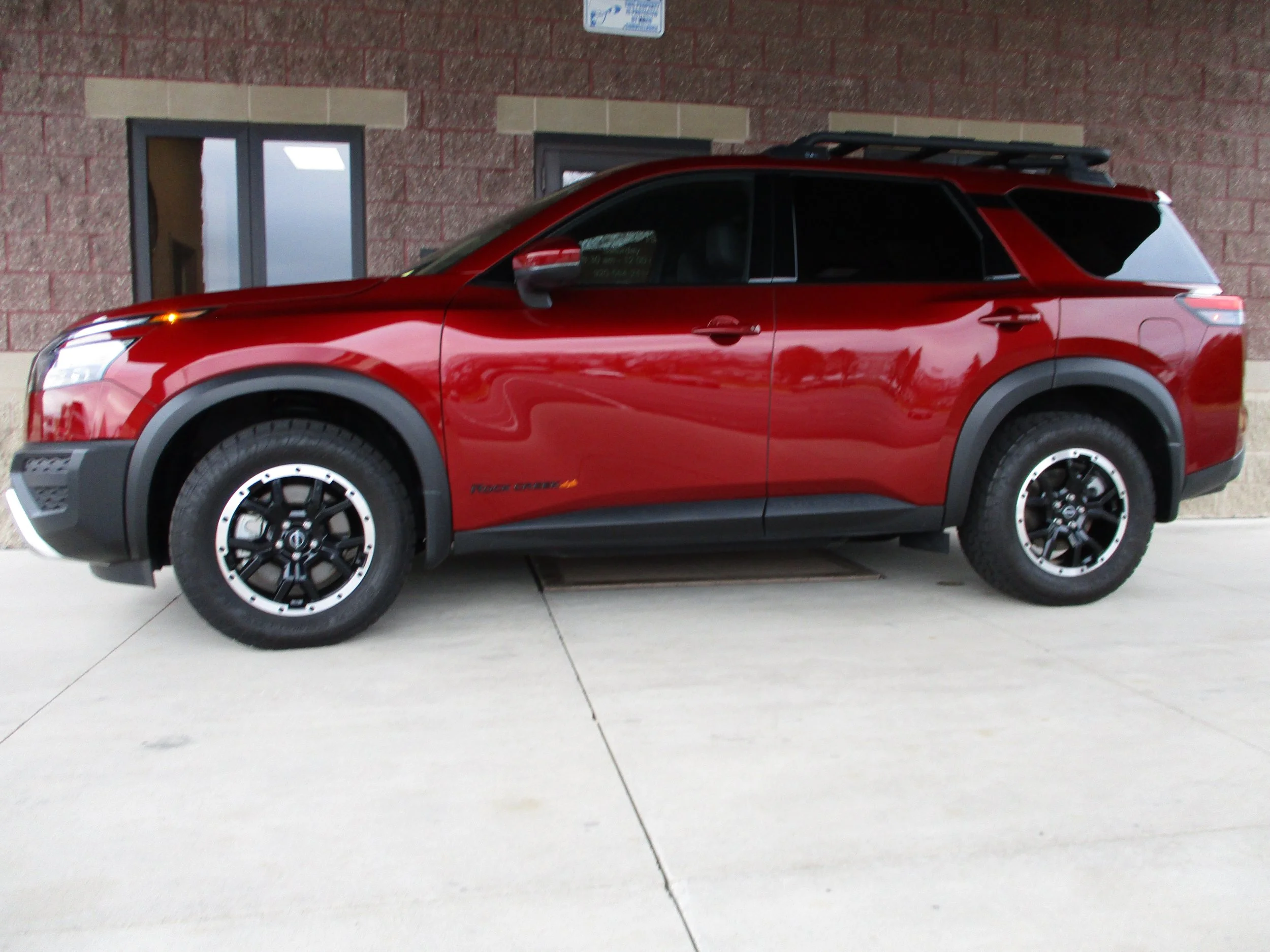  2025 Nissan Pathfinder Rock Creek - $40,000