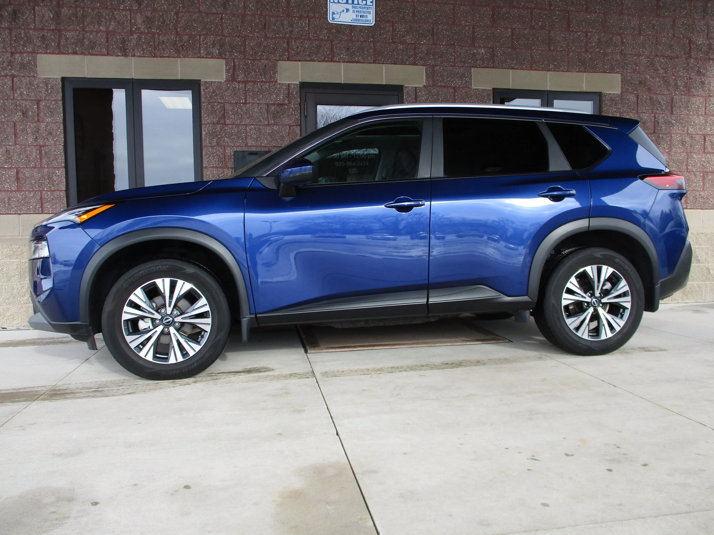 2023 Nissan Rogue SV - $24,500