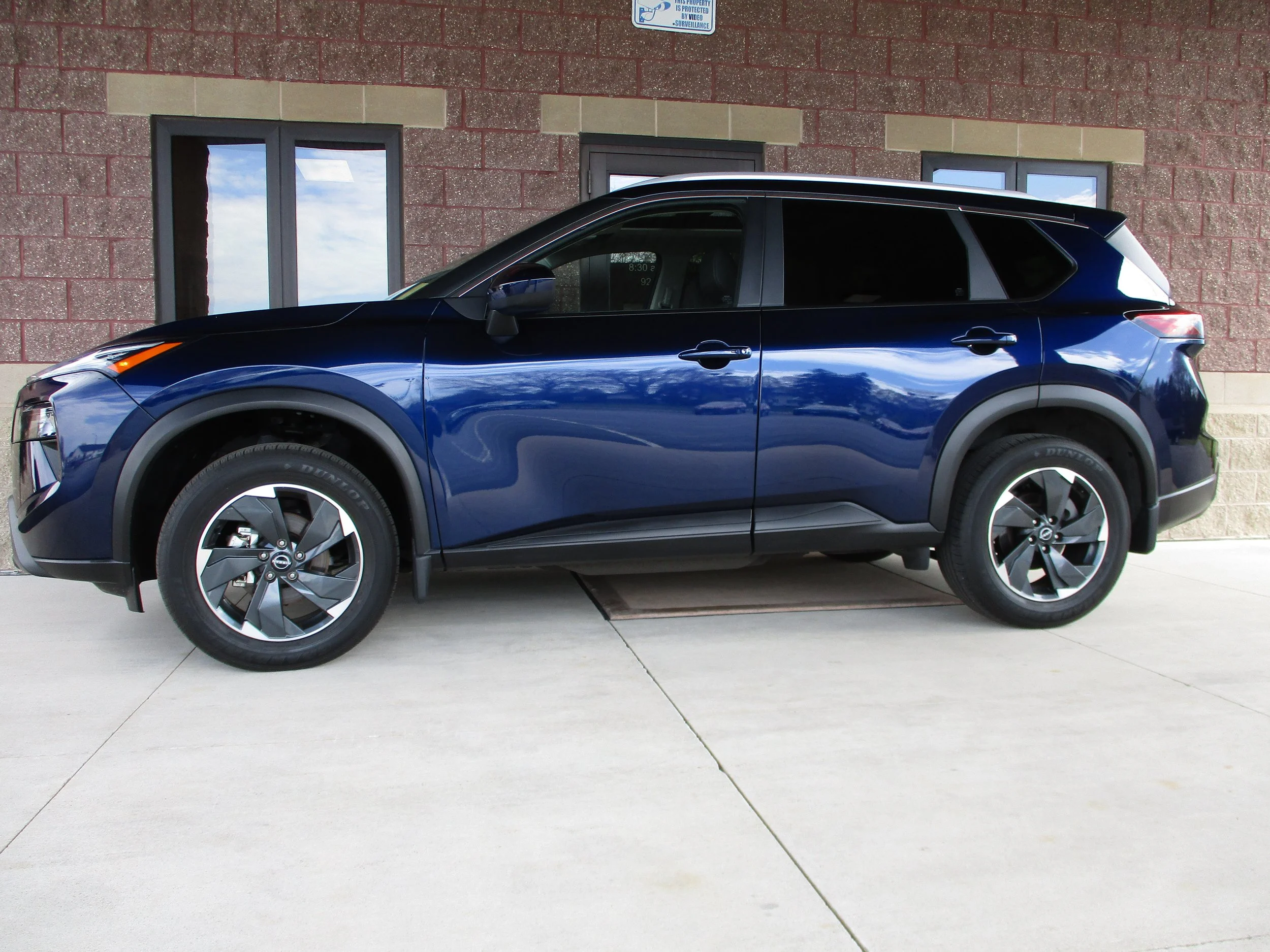 2024 Nissan Rogue SV - $28,000