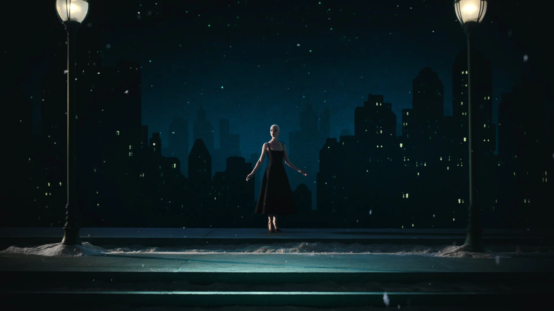 Tiffany_Co_Holiday_2025_Anthem_16x9_90_Generic.00_00_17_22.Still007 copy.jpg