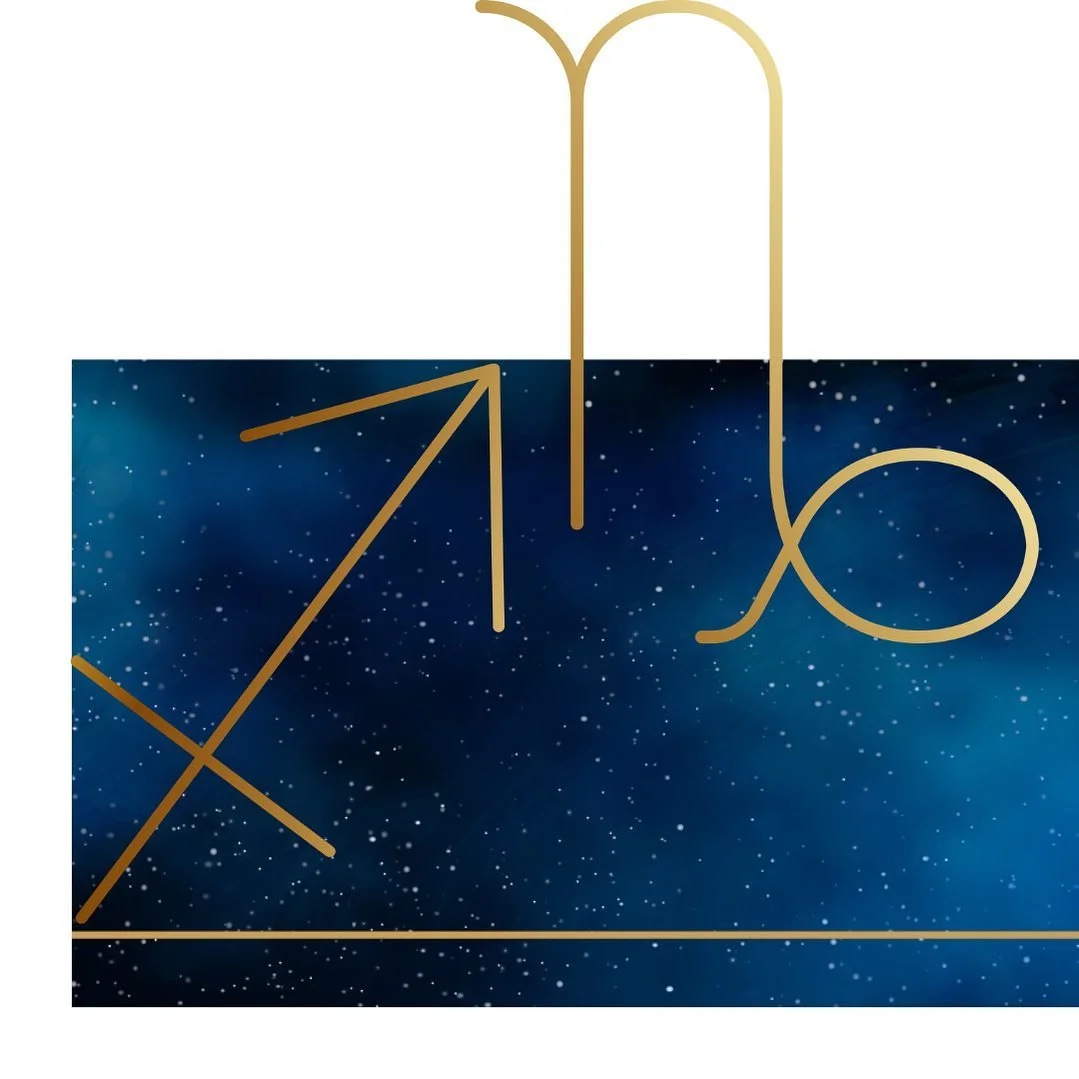 Tonight, we experience the gentle transition between Sagittarius and Capricorn, ushering in the change of seasons. In the northern hemisphere, tonight is the longest night of the year, and in the southern hemisphere, it is the opposite&mdash;the long